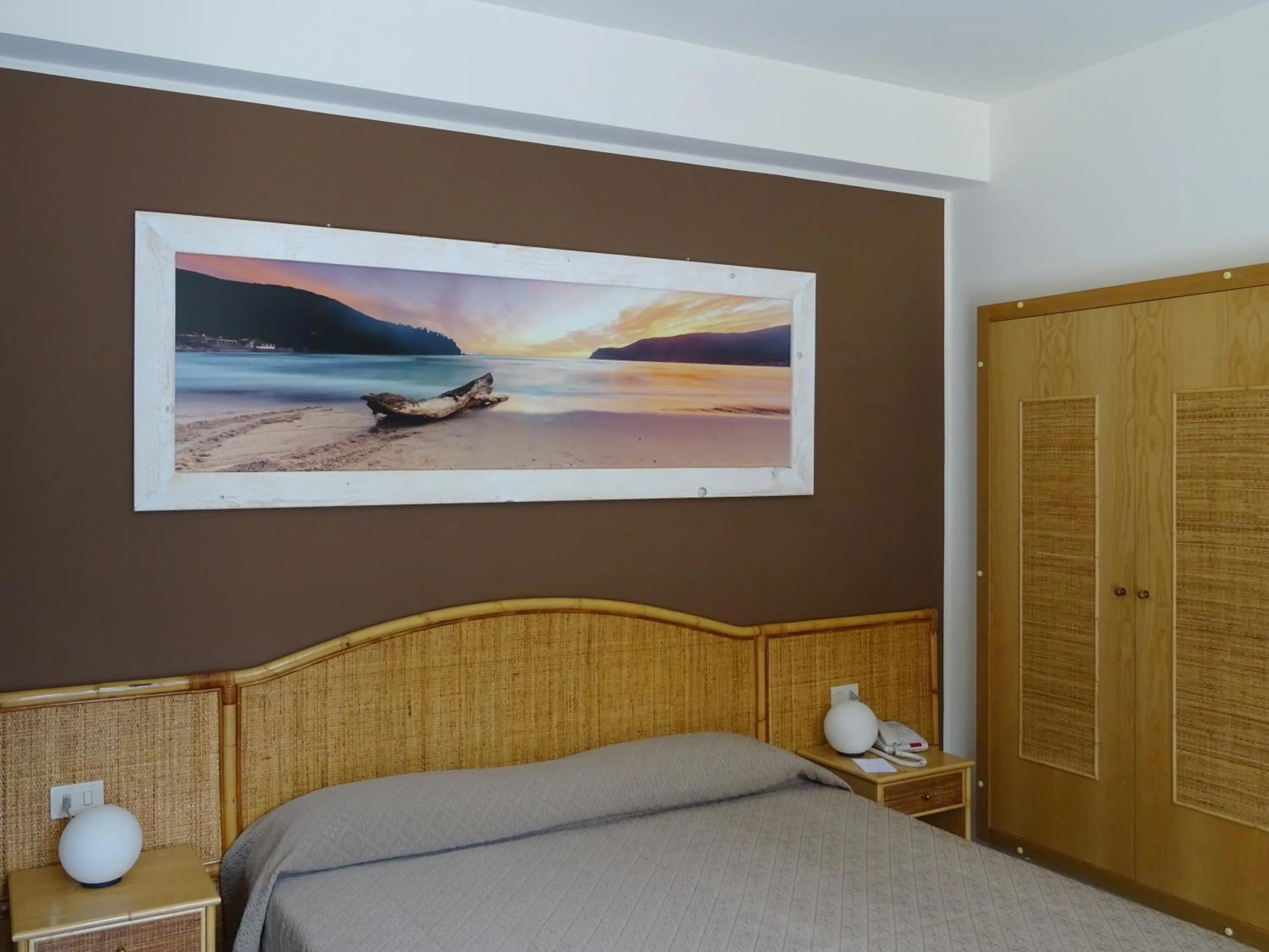 Bedroom, Bed in Hotel Desiree