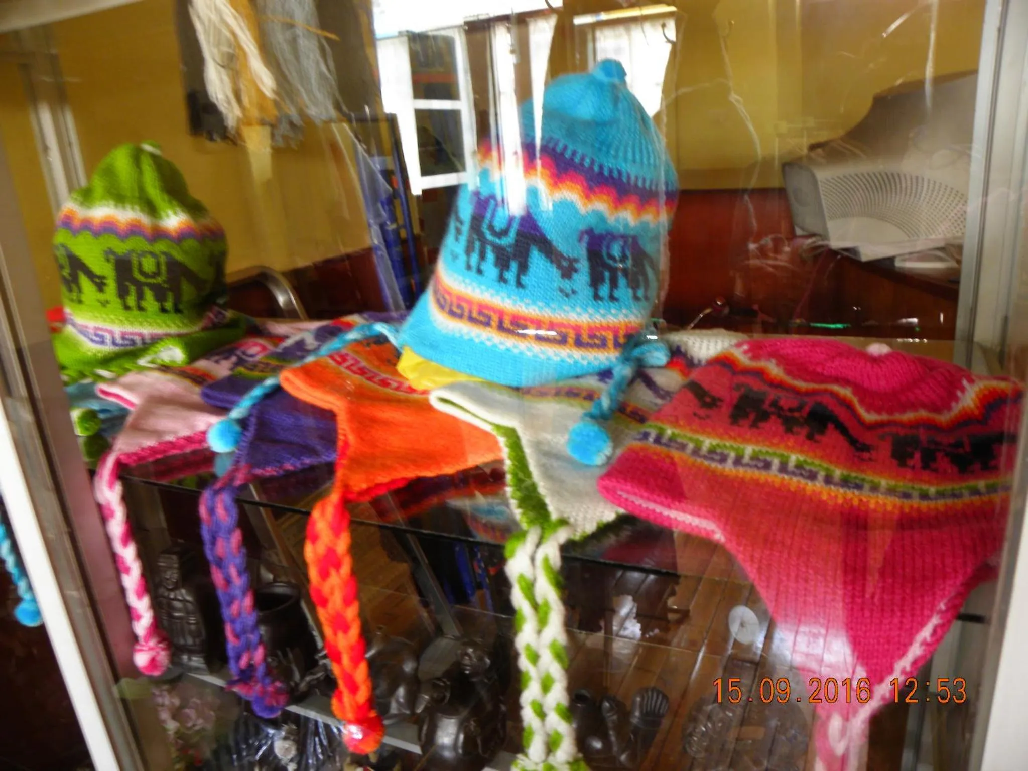 On-site shops in Huaytusive Inn Hotel