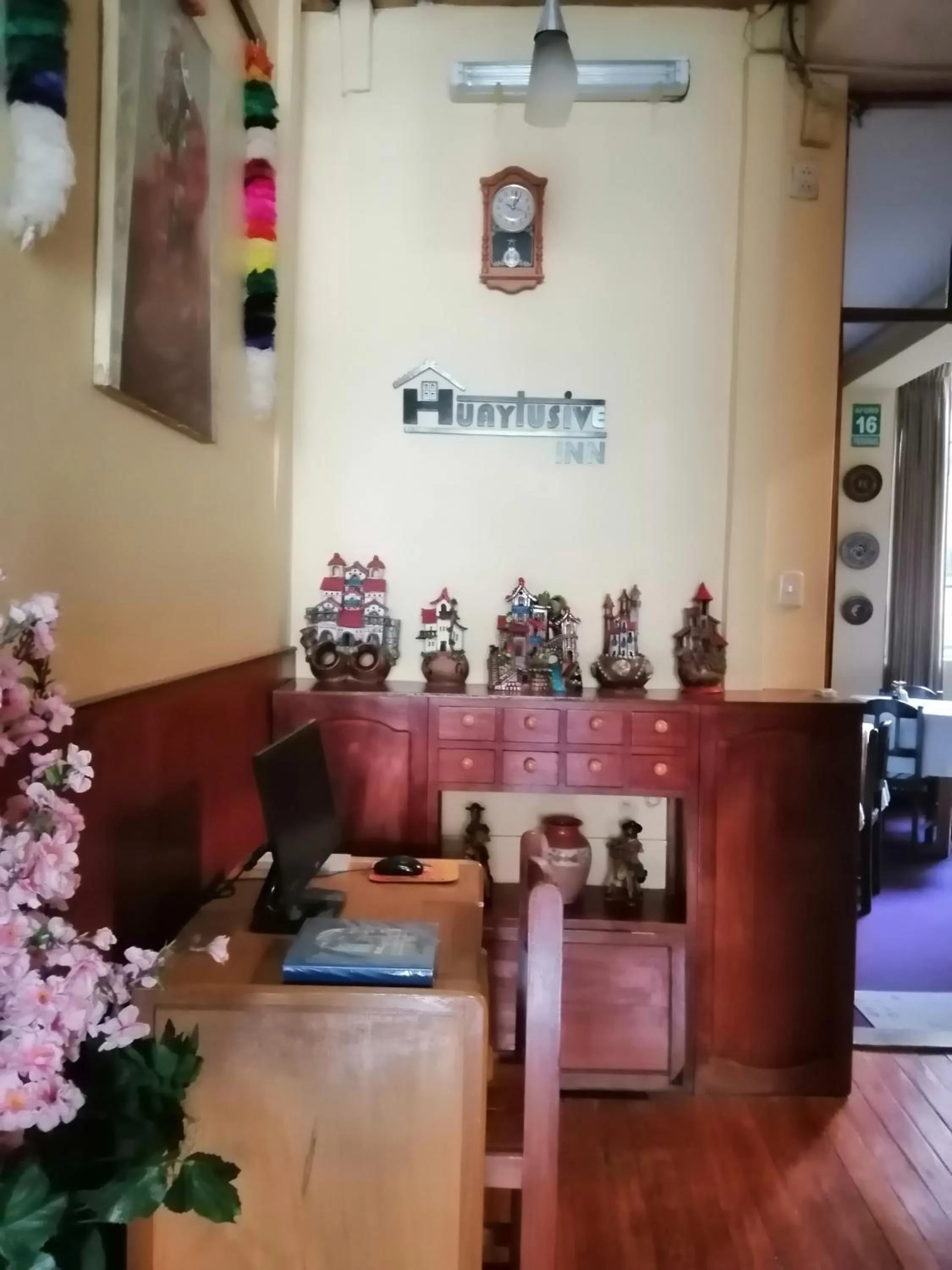 Huaytusive Inn Hotel