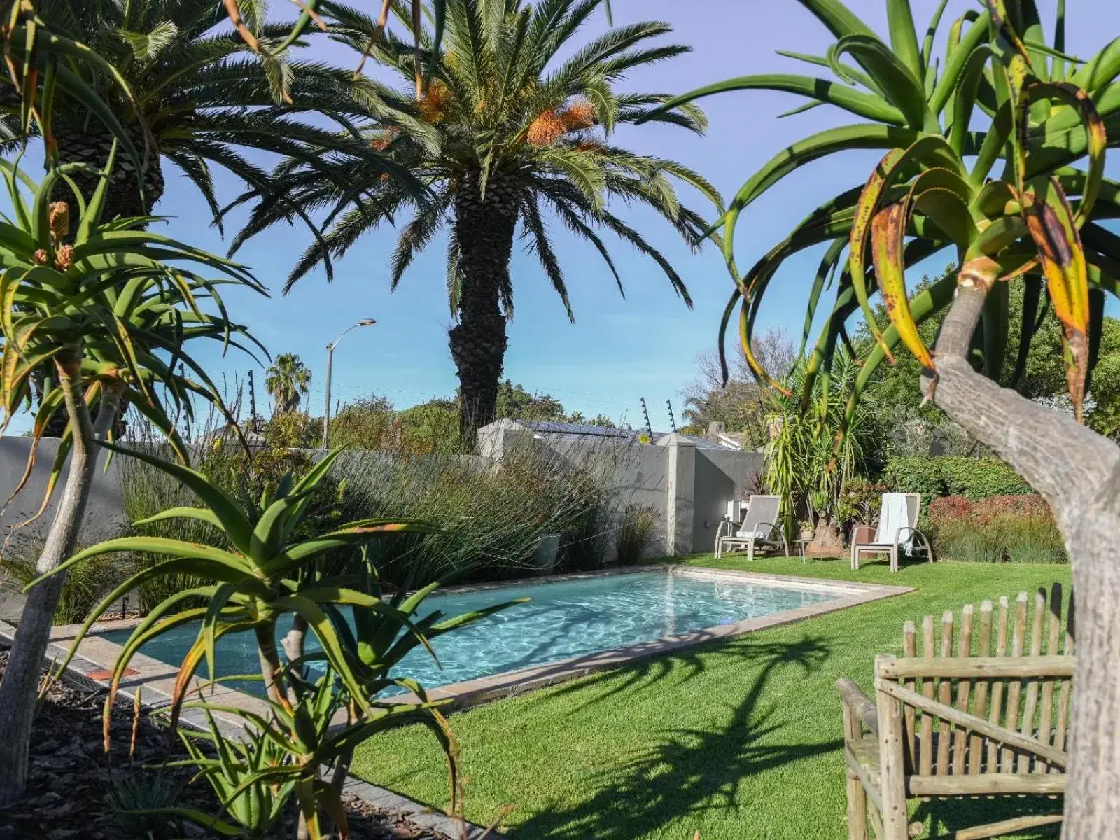 Pool view in Four Palms Accommodation Pool view in Four Palms Accommodation