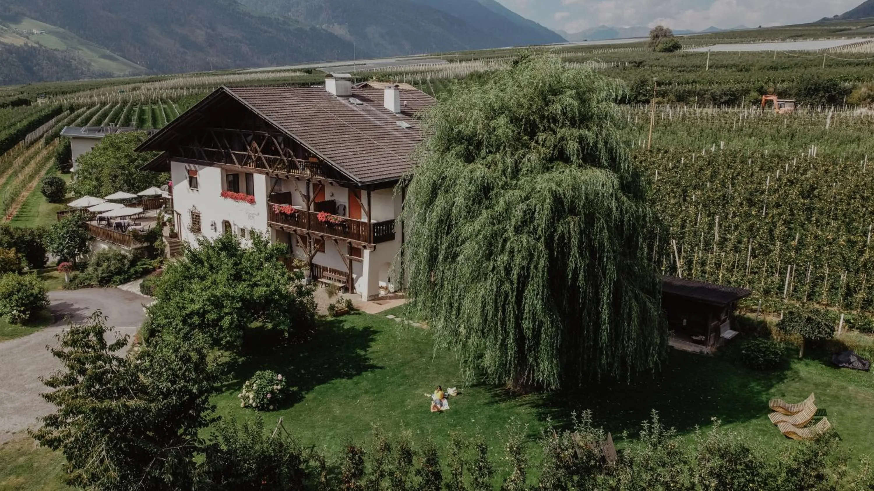 Property building in Feldgärtenhof