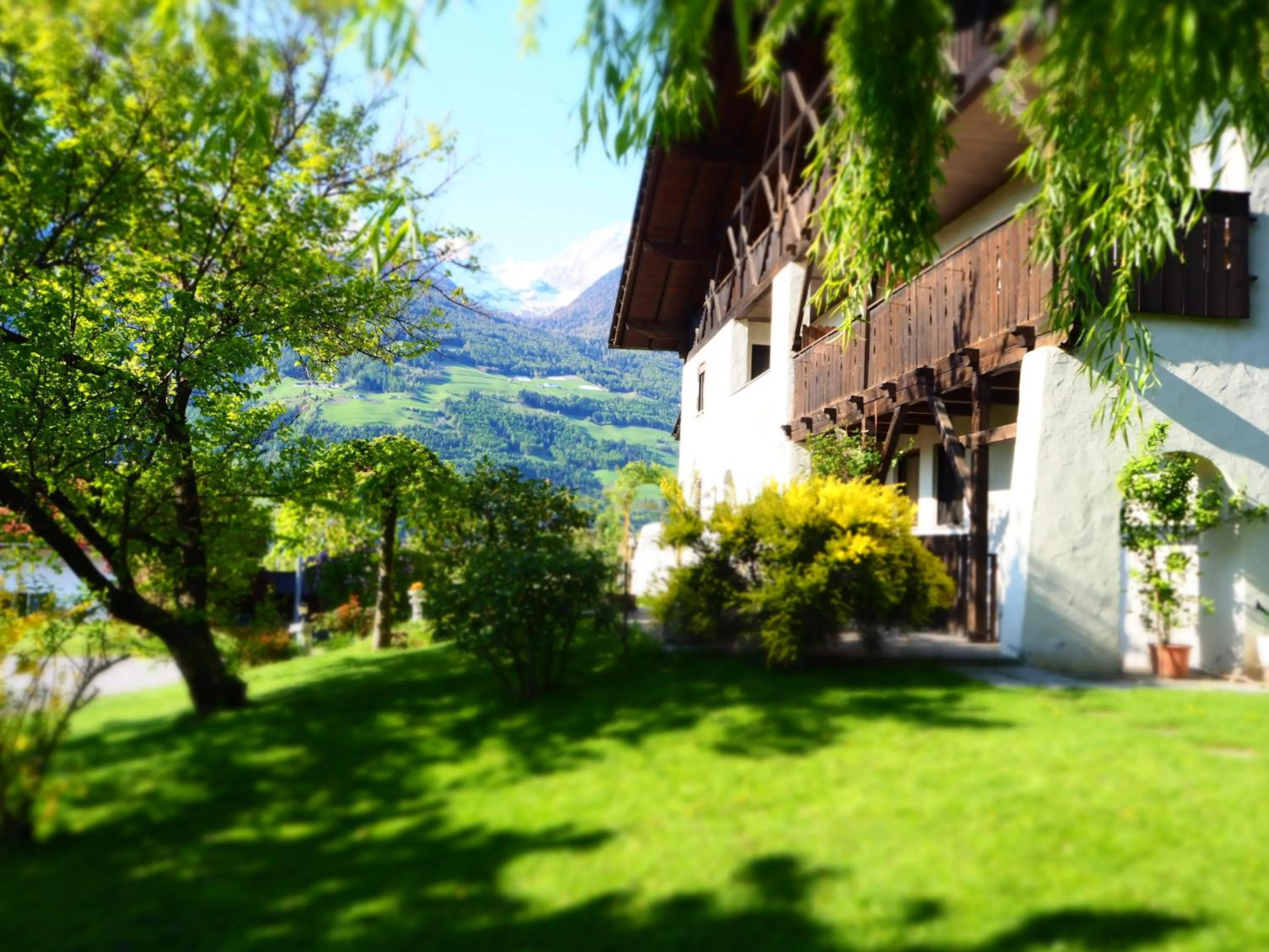 Property building in Feldgärtenhof