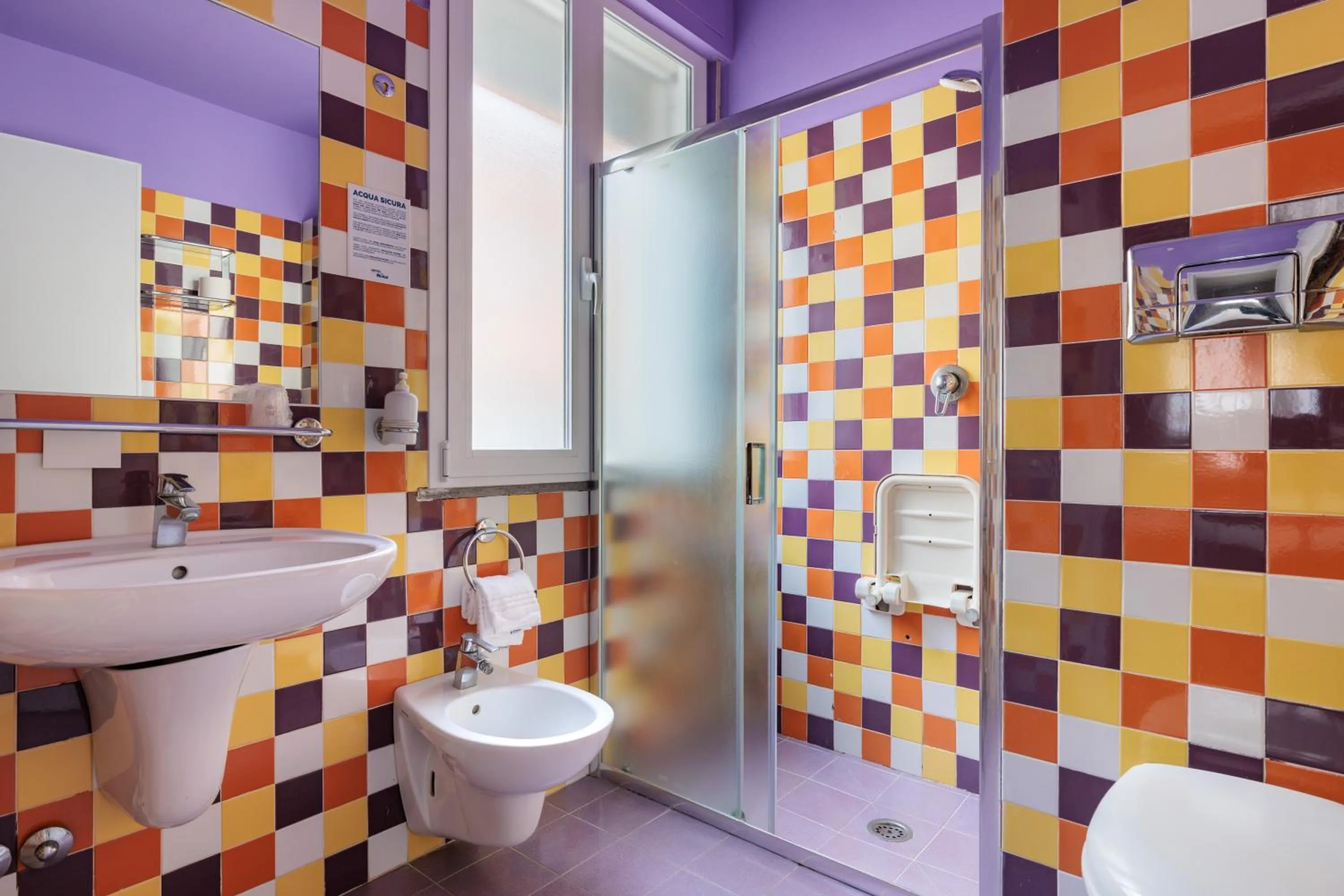 Bathroom in Hotel Nina