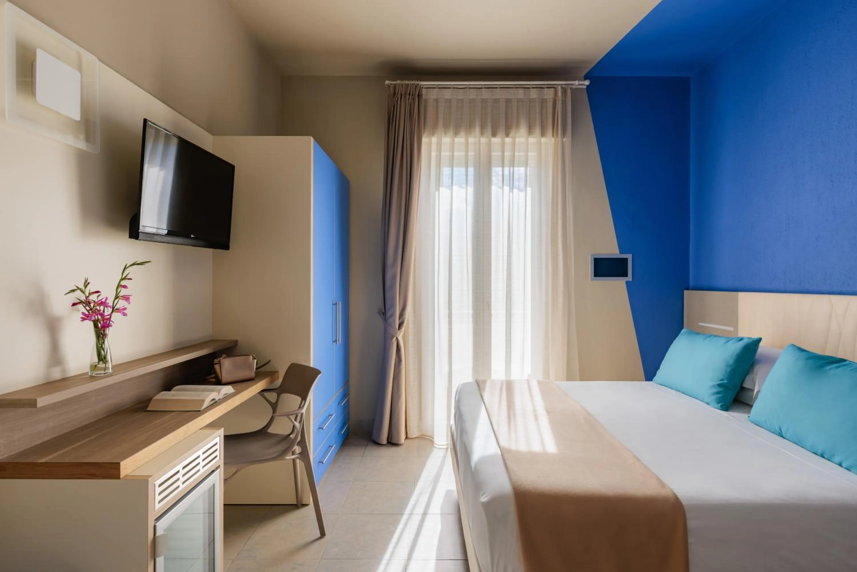 Photo of the whole room, Bed in Hotel Nina