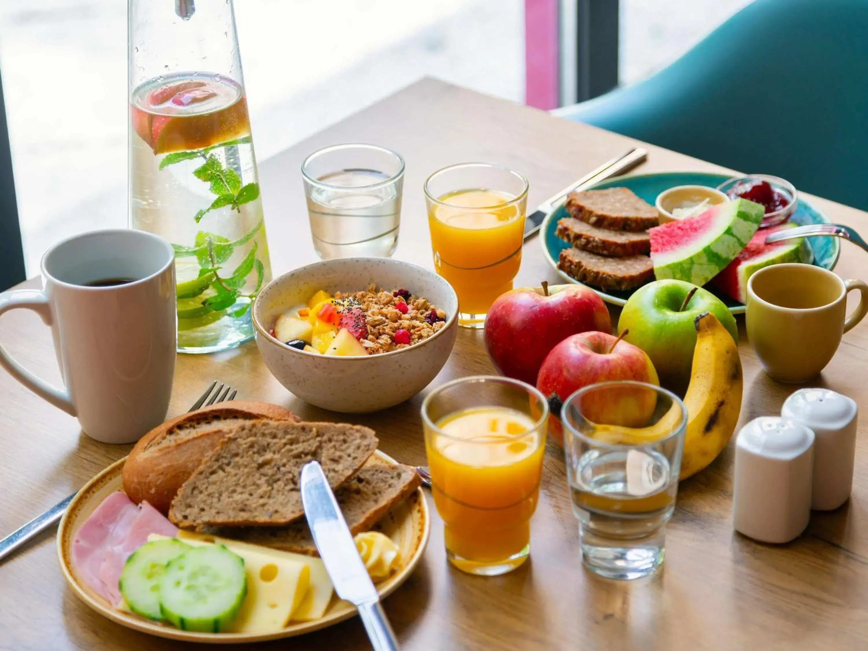 Breakfast in ibis Hotel München City Breakfast in ibis Hotel München City