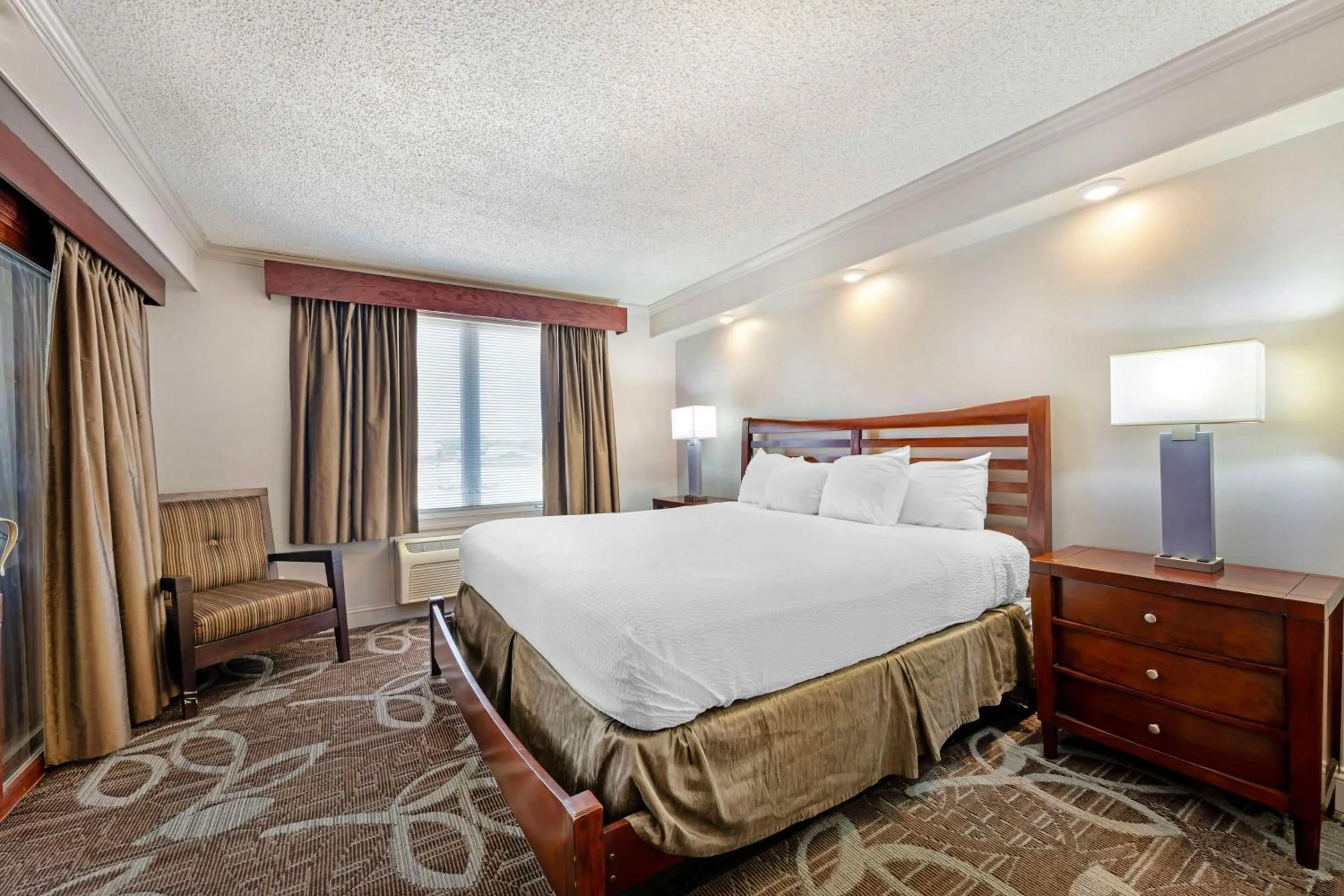 Bedroom, Bed in Best Western Plus Mid Nebraska Inn & Suites
