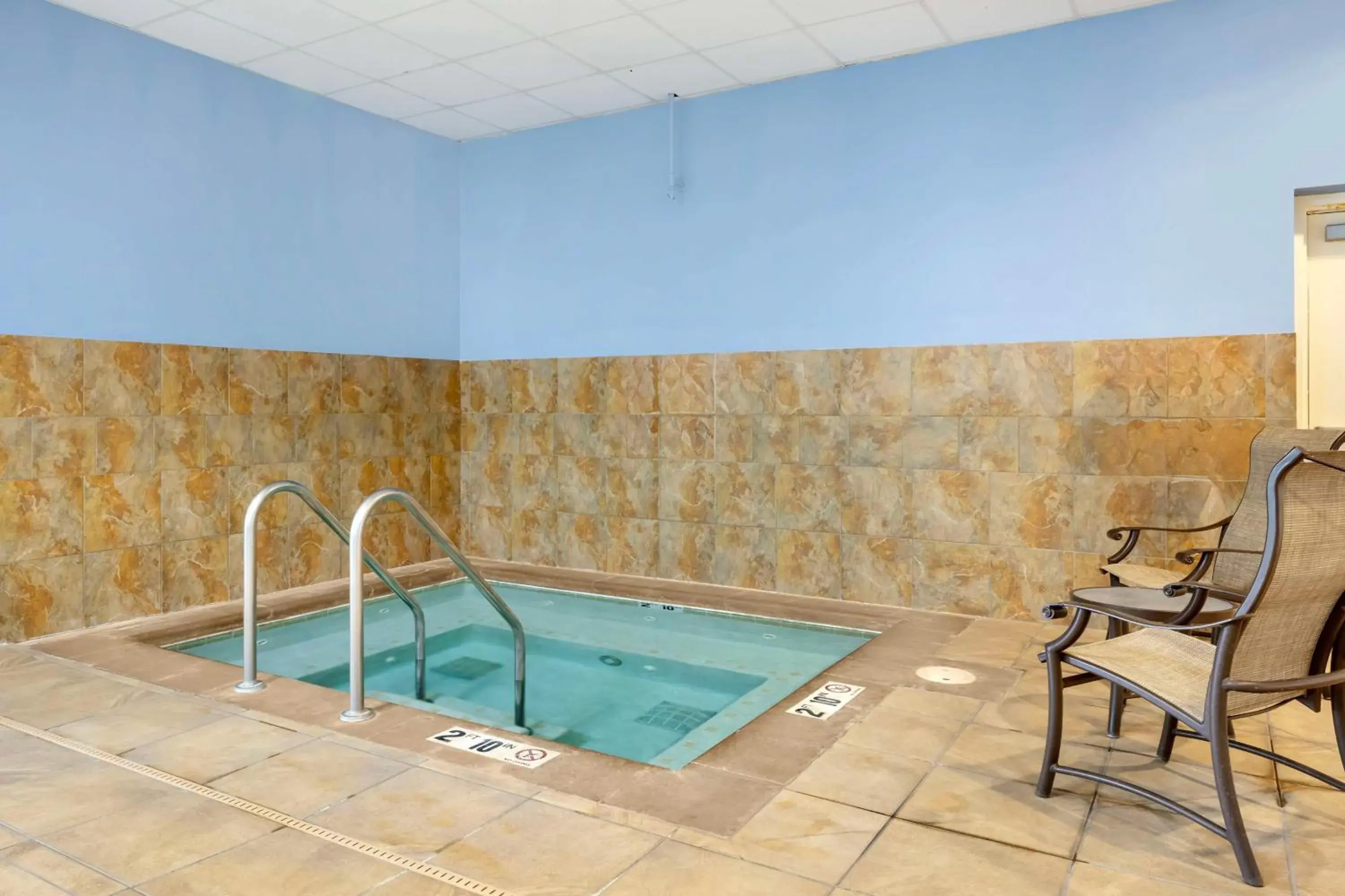 Pool view in Best Western Plus Mid Nebraska Inn & Suites Pool view in Best Western Plus Mid Nebraska Inn & Suites