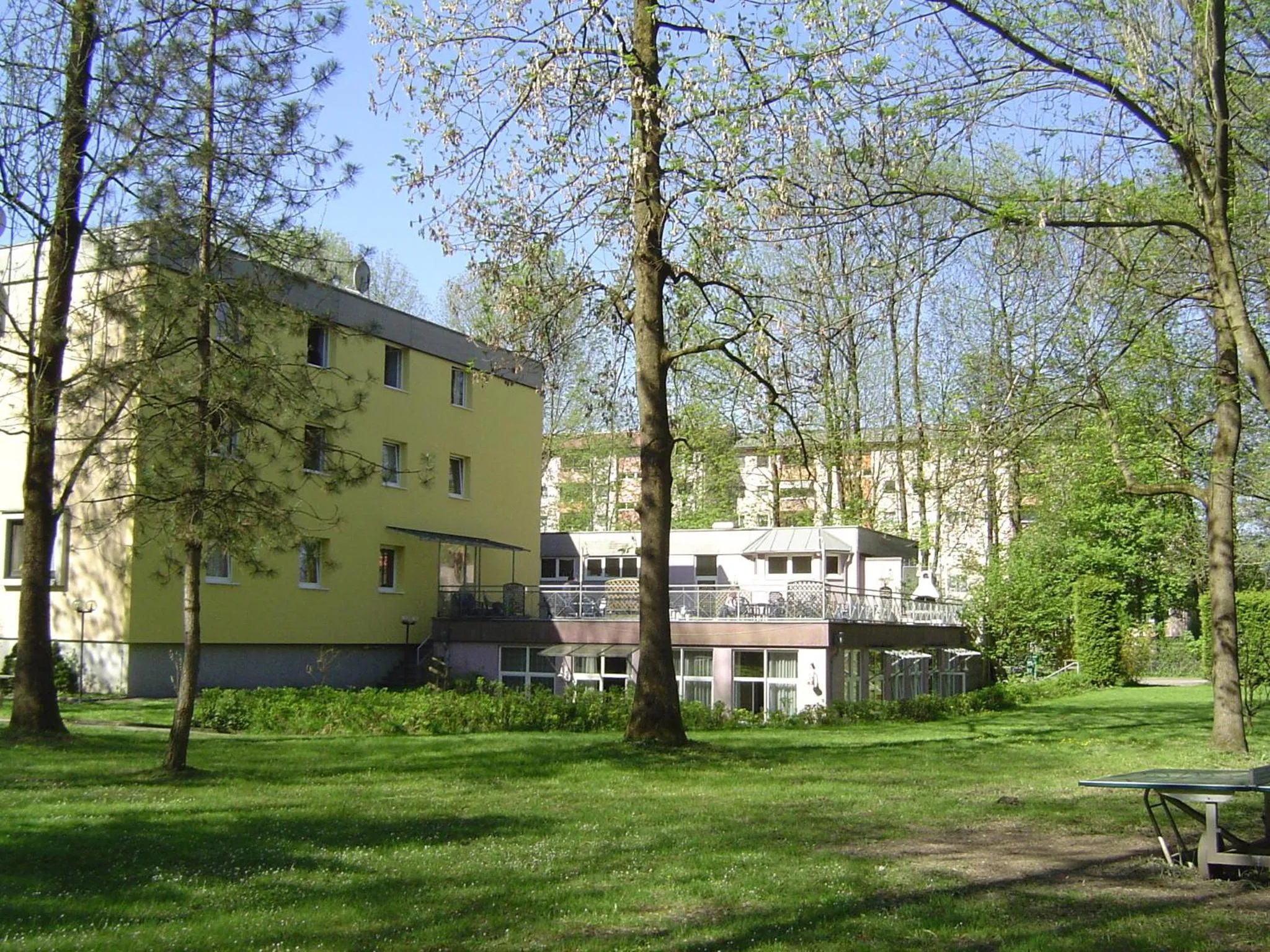 Facade/entrance in Eduard-Heinrich-Haus, Hostel