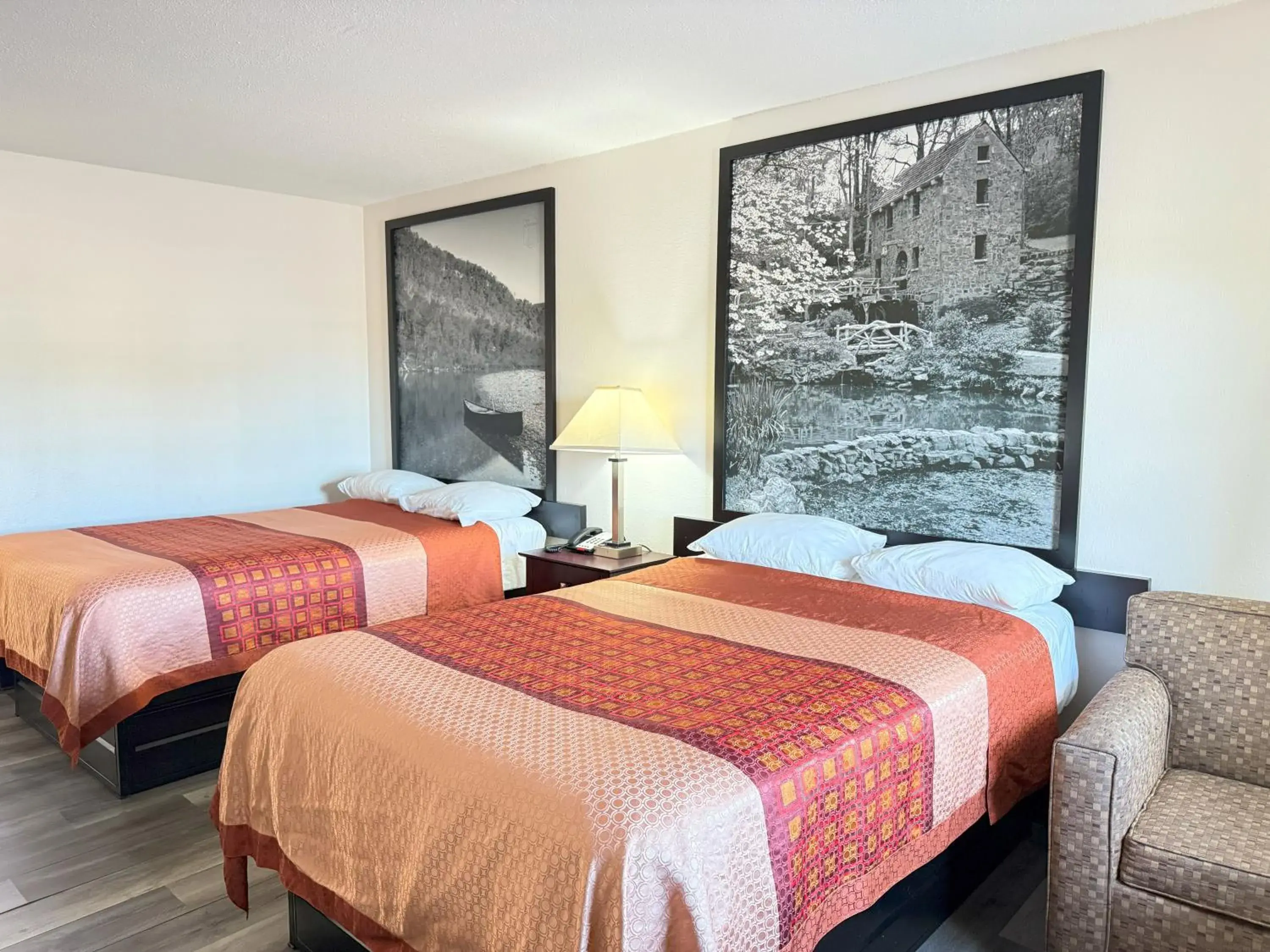 Double Room with Two Double Beds - Non-Smoking in Super 8 by Wyndham Monticello AR Double Room with Two Double Beds - Non-Smoking in Super 8 by Wyndham Monticello AR