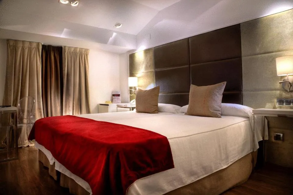 Photo of the whole room, Bed in San Ramón del Somontano