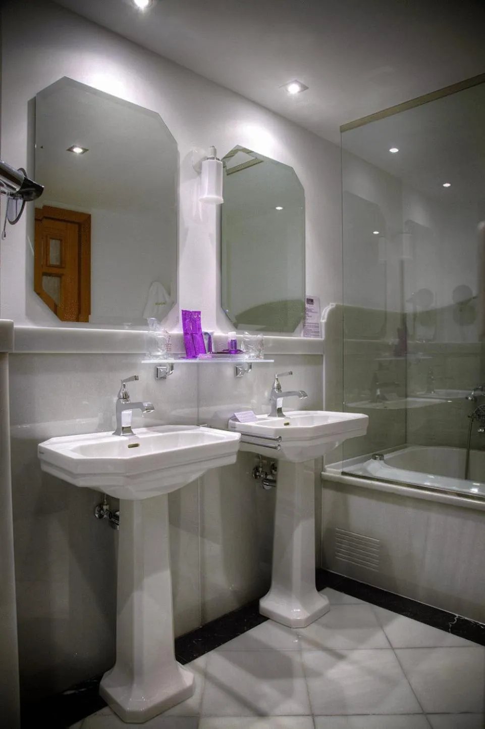 Bathroom in San Ramón del Somontano