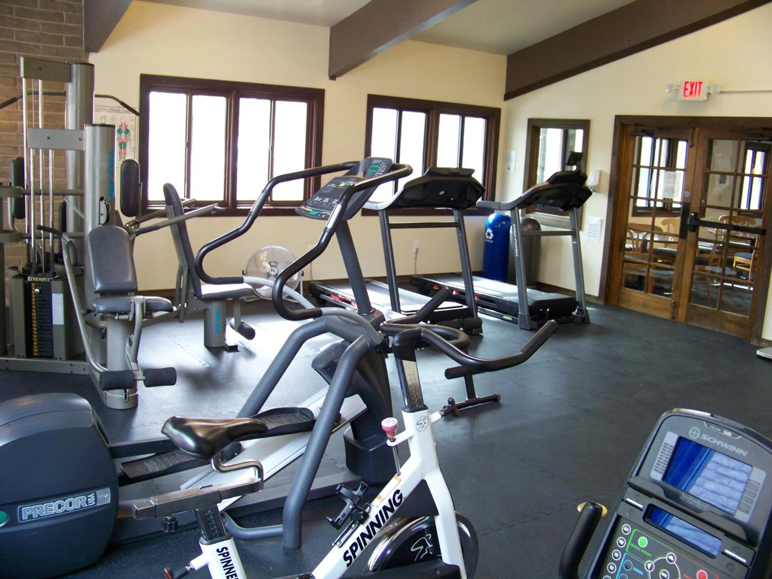 Fitness centre/facilities in Sandstone Creek Club Condominiums