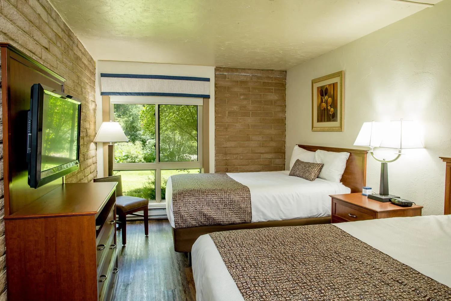 Bed in Sandstone Creek Club Condominiums