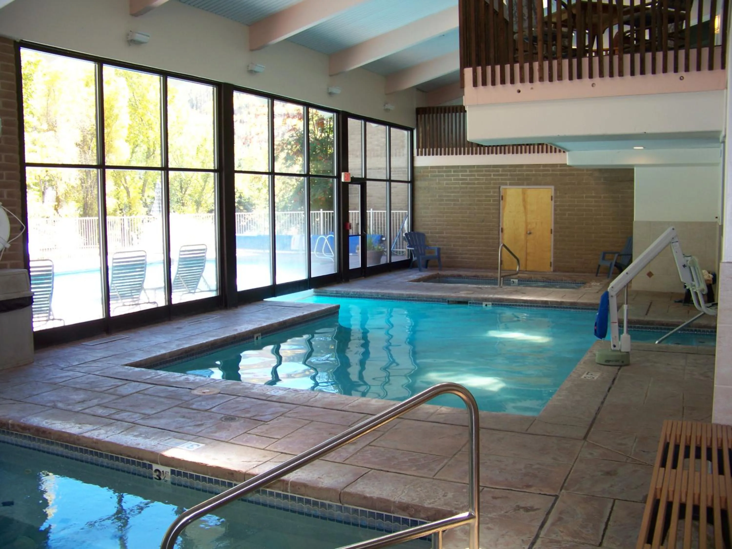 Day in Sandstone Creek Club Condominiums