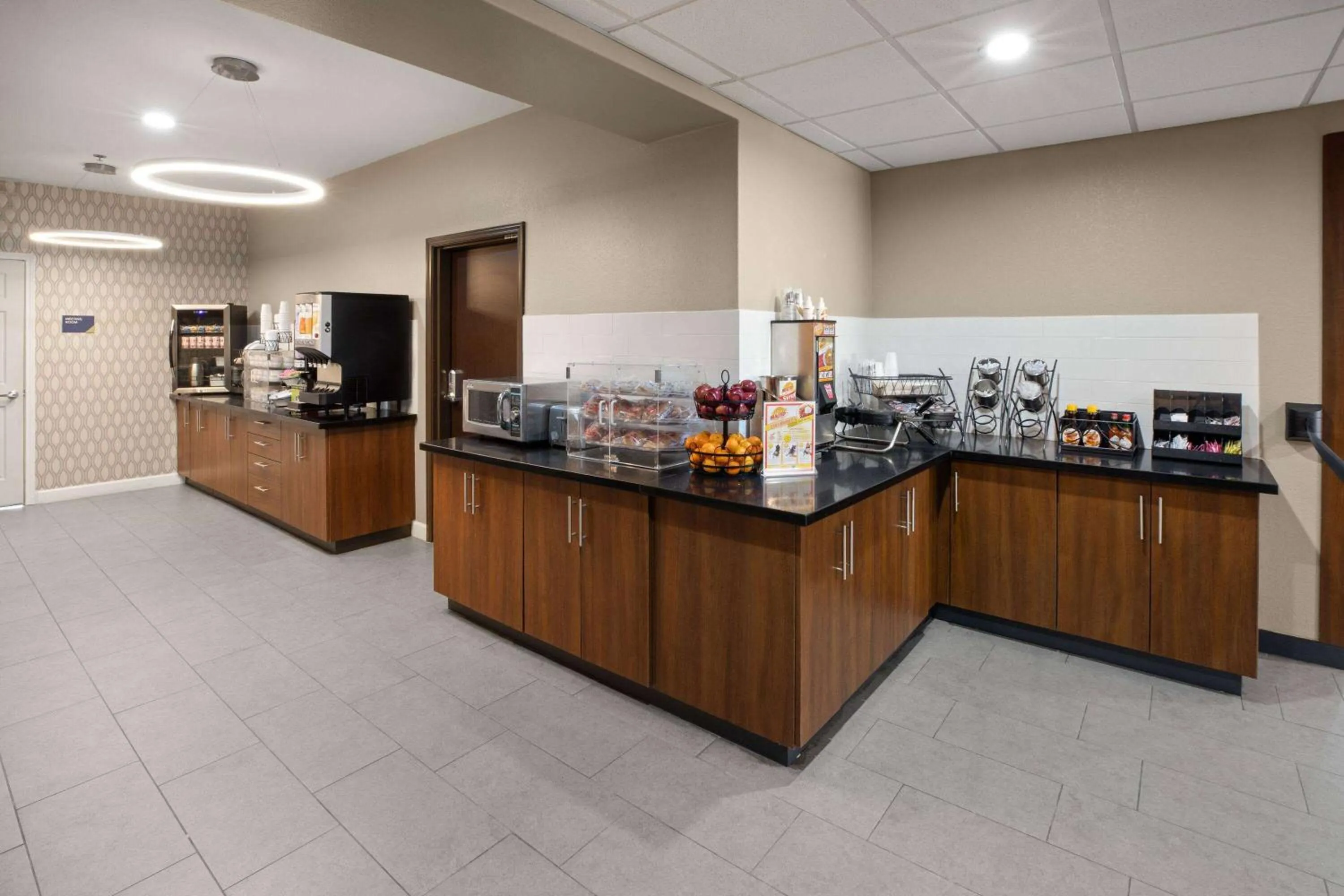 Breakfast in Microtel Inn & Suites by Wyndham Buda Austin South