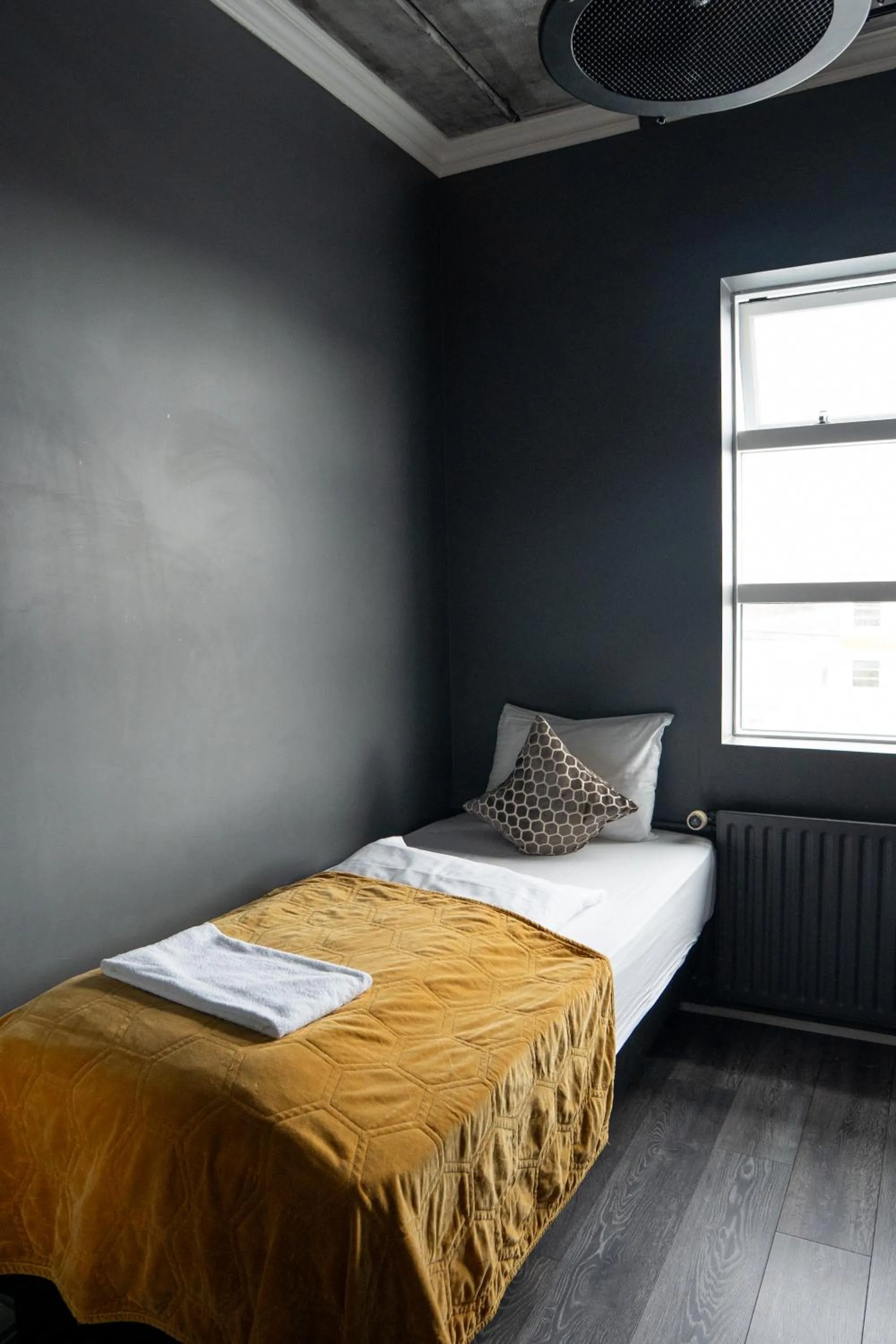 Bed in R13 - A Townhouse Hotel