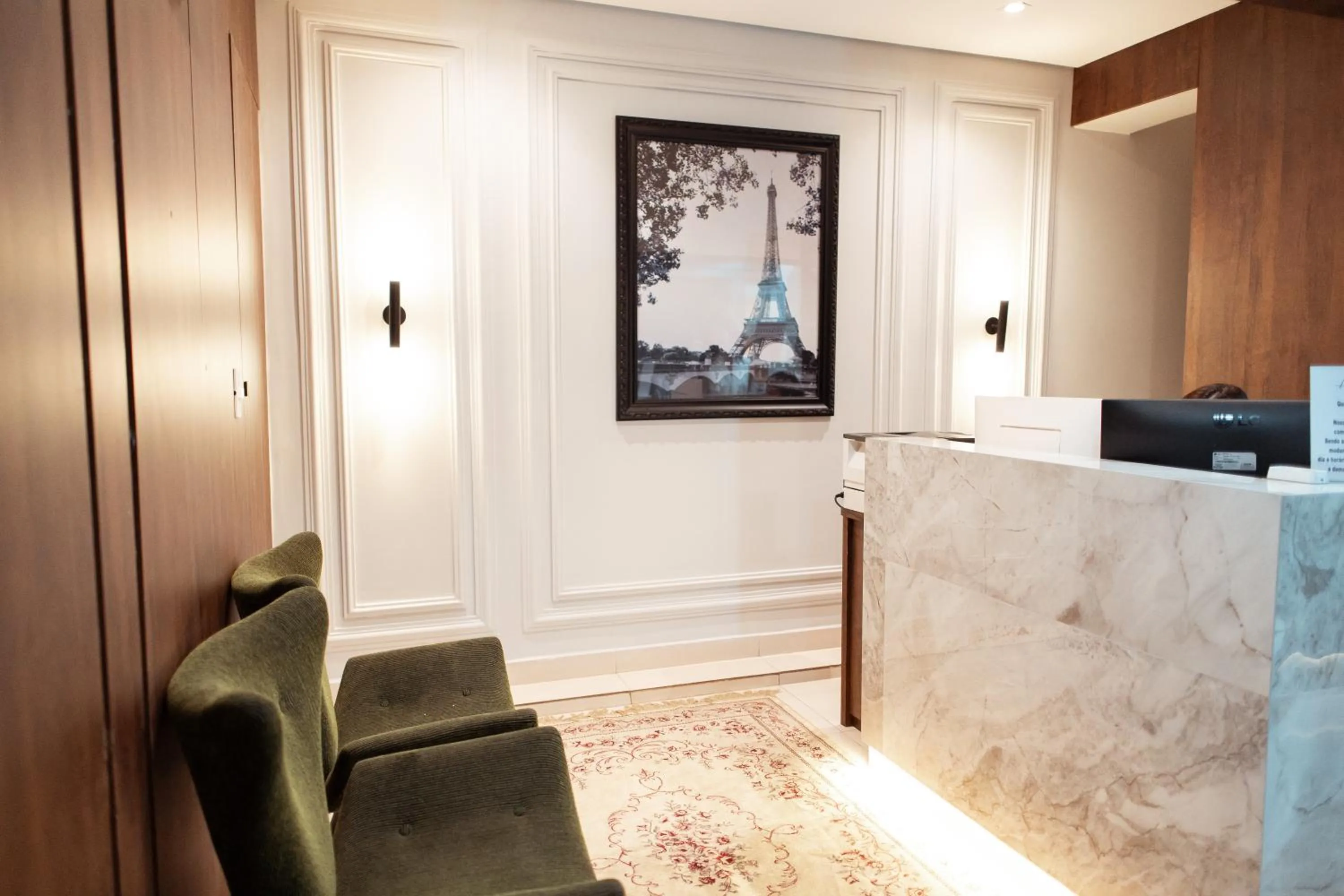 Lobby or reception in Paris Hotel by H Hotéis - Business