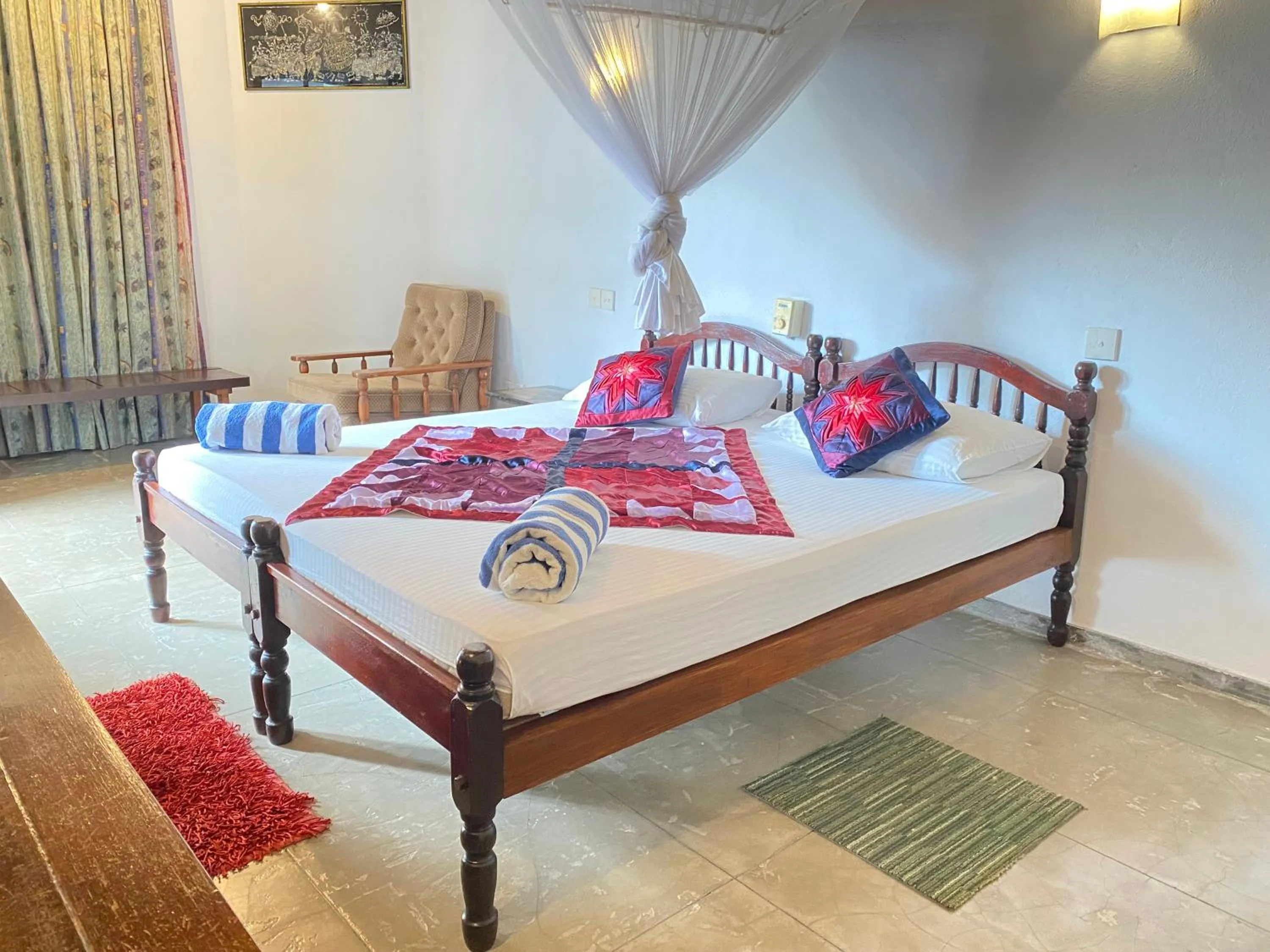 Bed in Sea Front Hikkaduwa