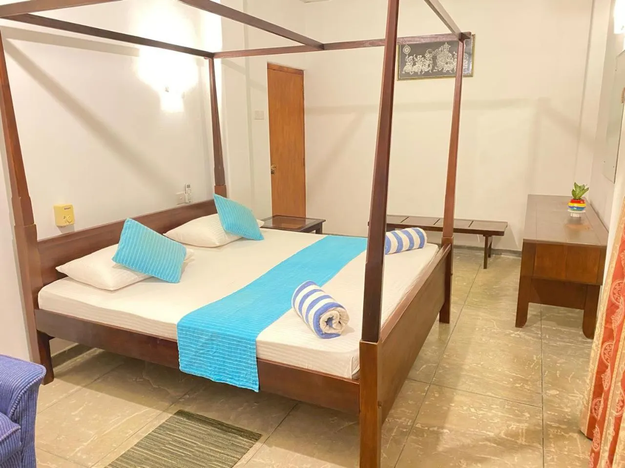 Bed in Sea Front Hikkaduwa