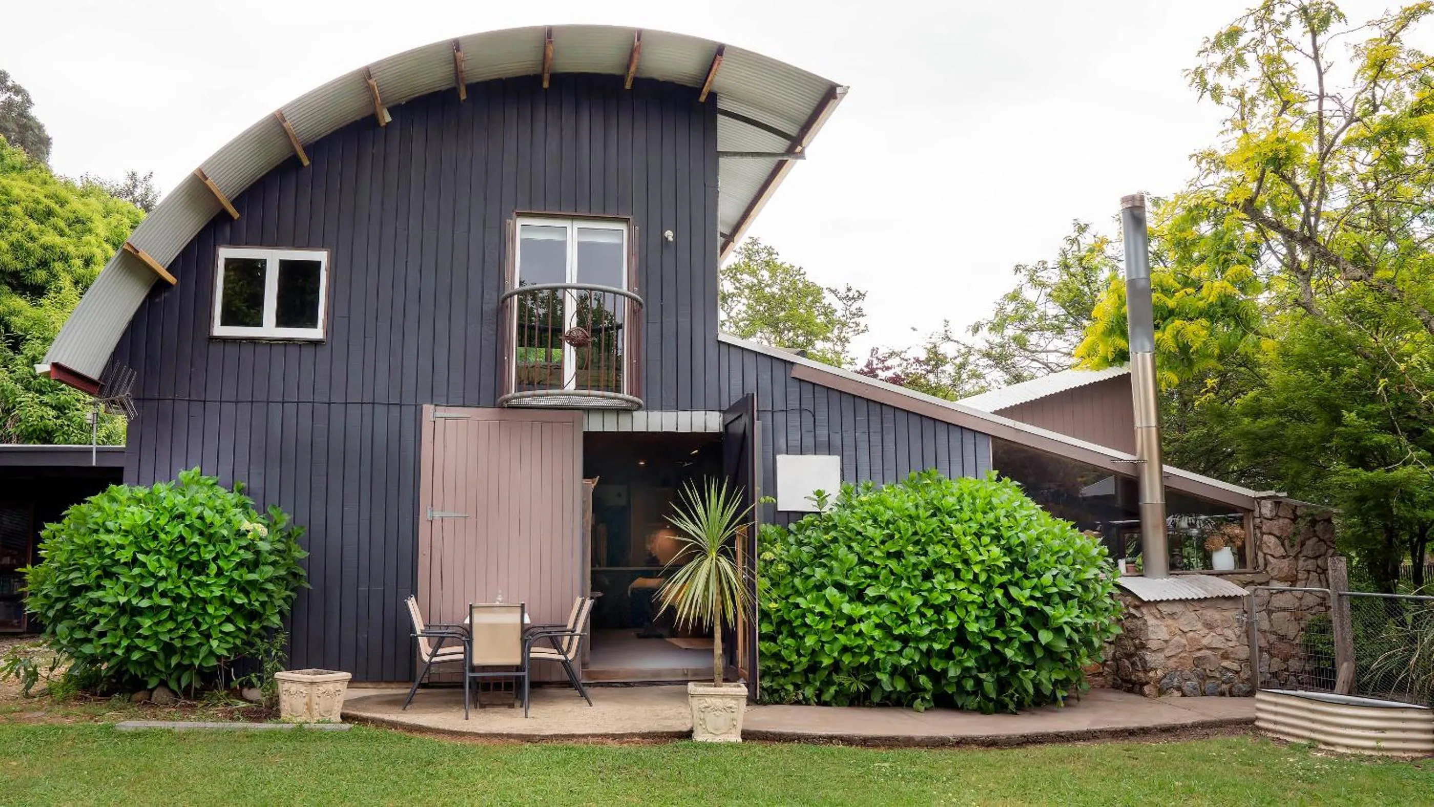 Property building in Dreamers