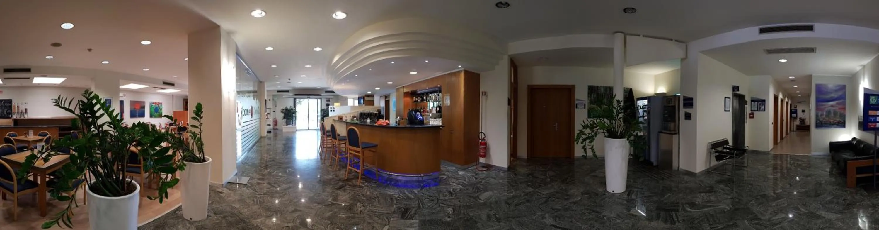 Lobby or reception in City Hotel & Suites