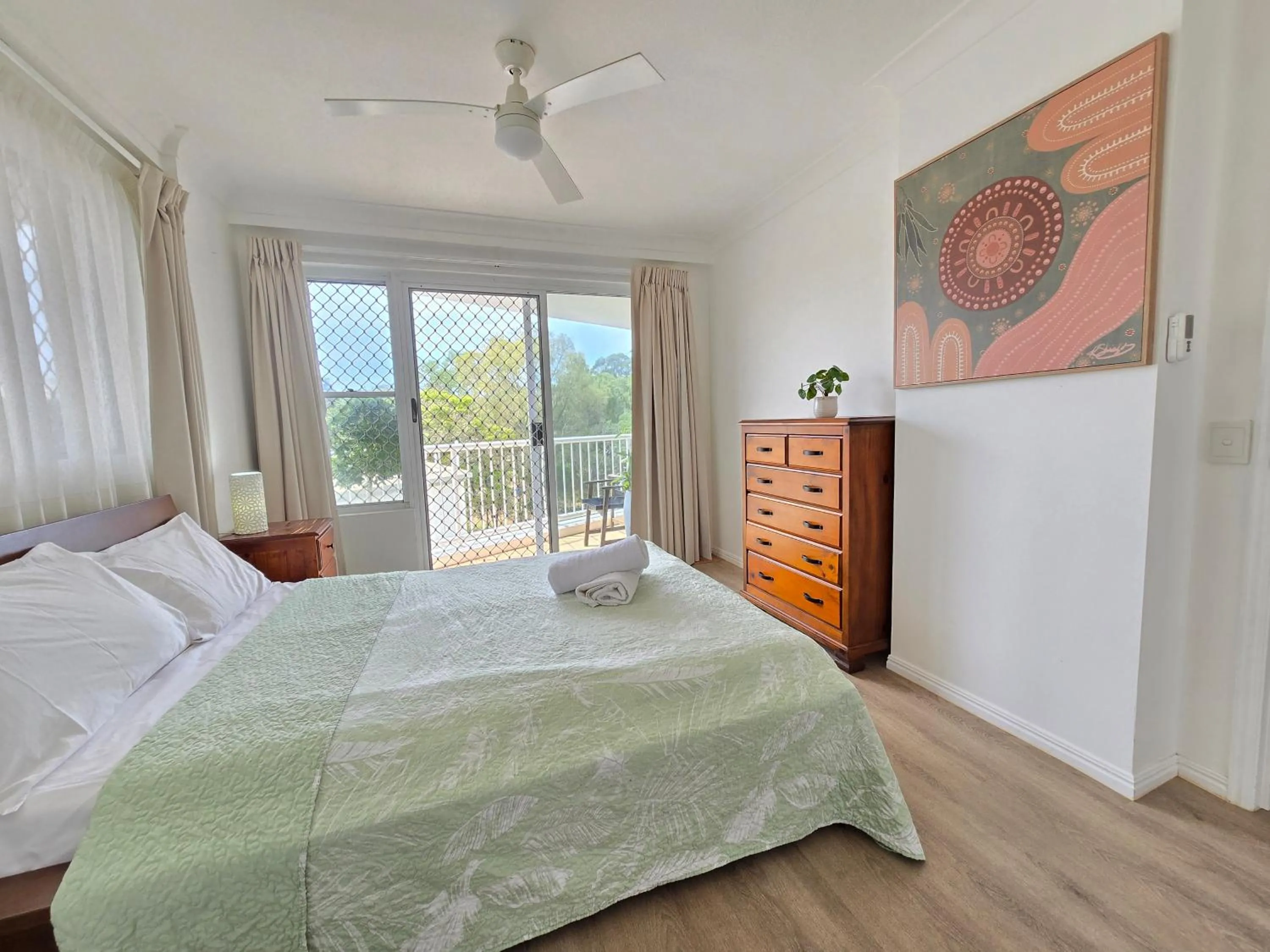 Bedroom, Bed in Fairways Golf & Beach Retreat Bribie Island