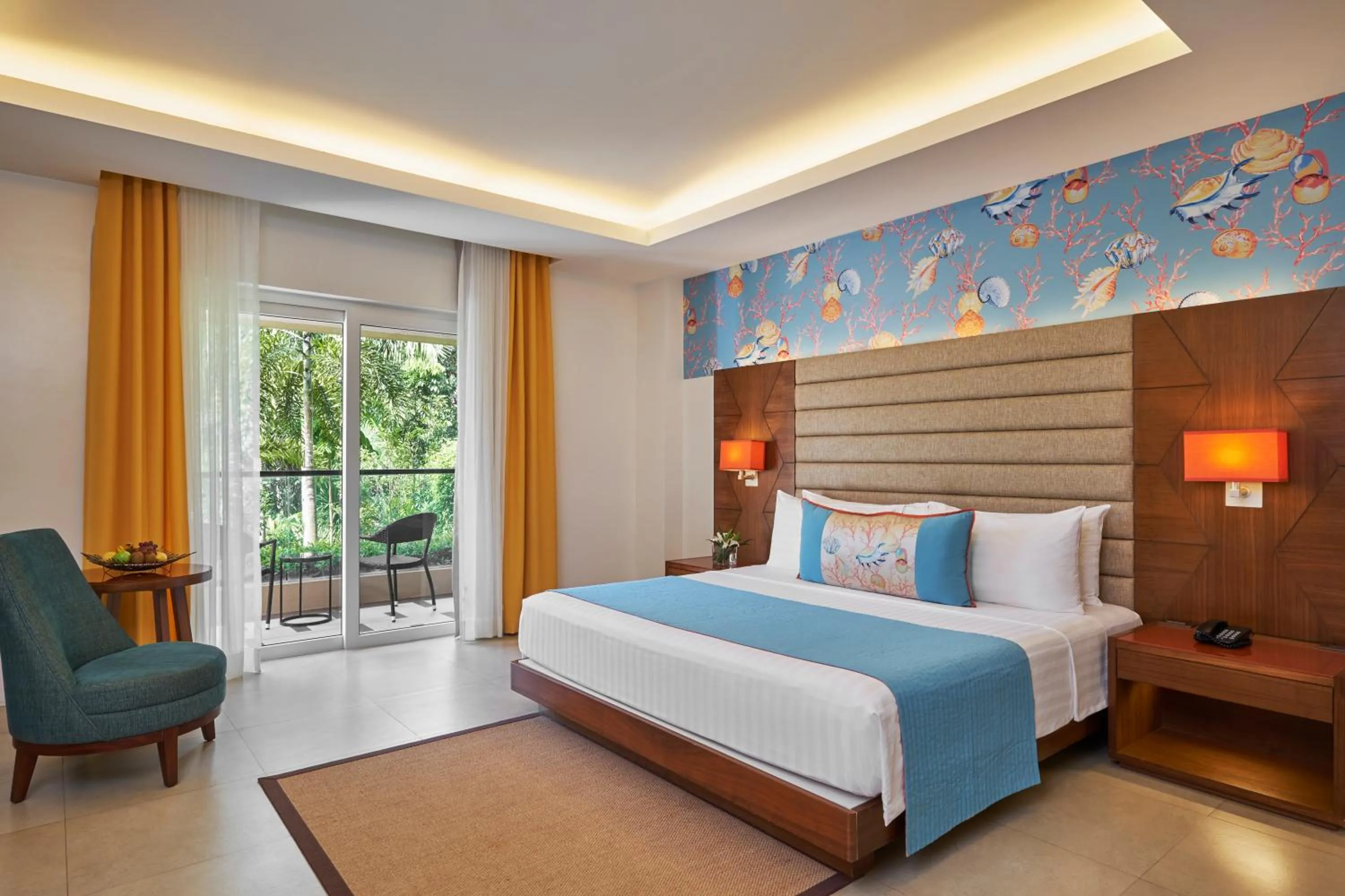 Garden view, Bed in Movenpick Resort & Spa Boracay