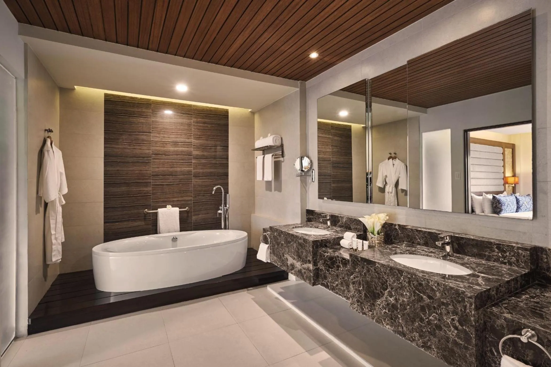 Toilet in Movenpick Resort & Spa Boracay