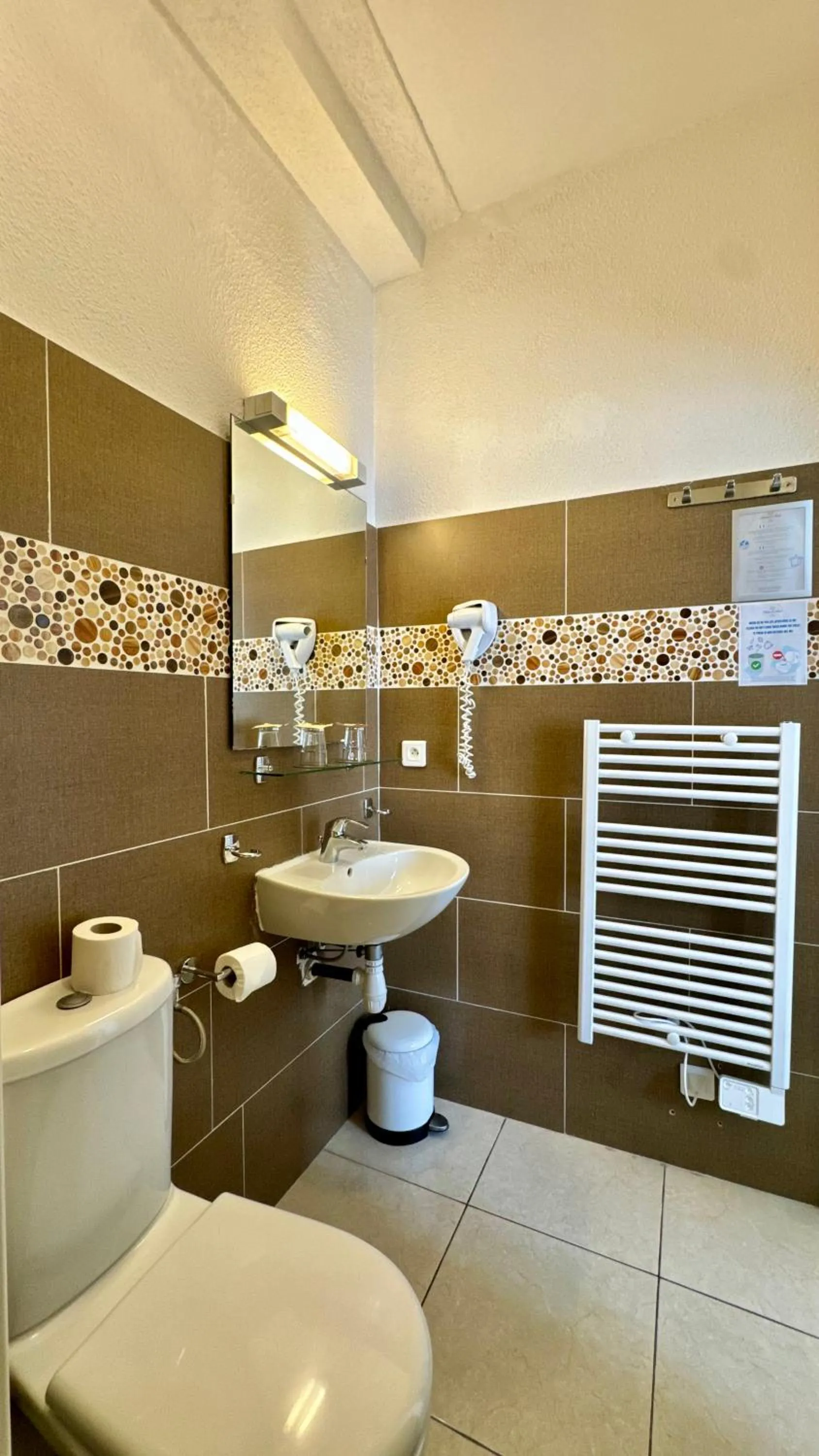 Hotel et Appartements Reine D'Azur