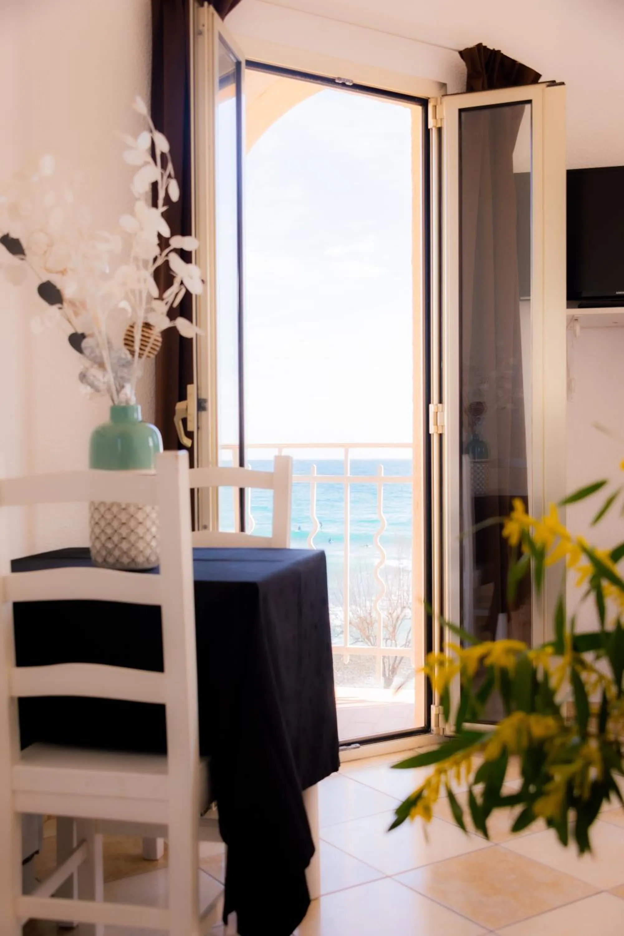 Hotel et Appartements Reine D'Azur