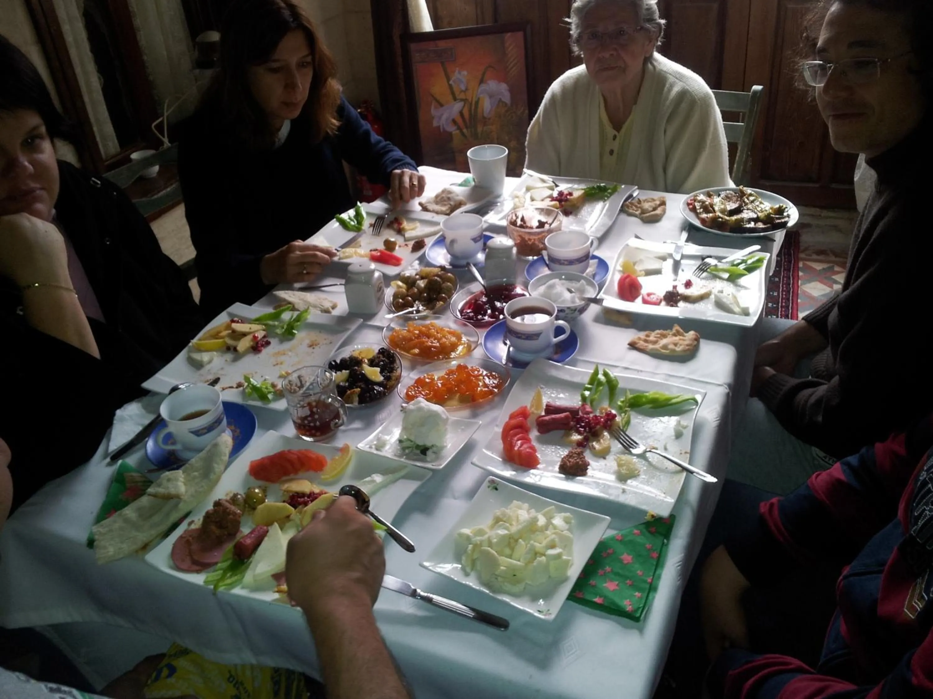 Restaurant/places to eat in Ali Bey Konagi