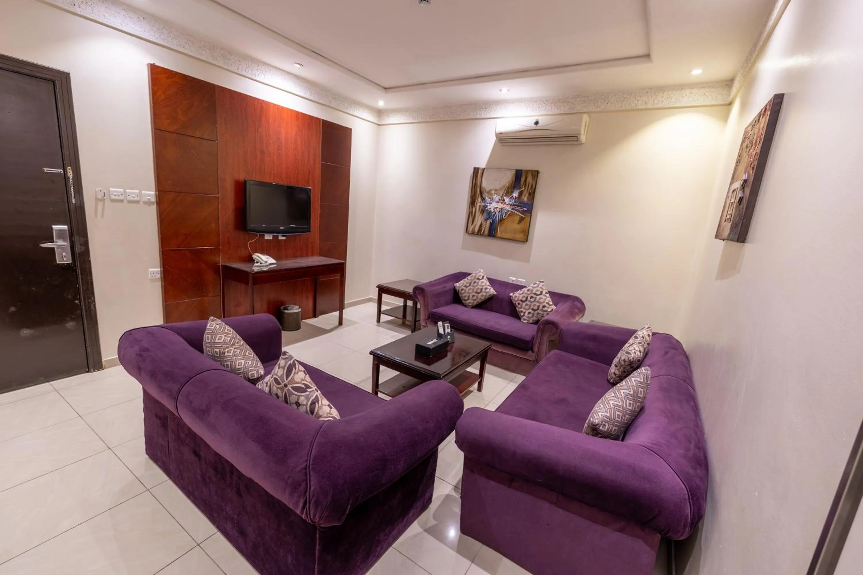 Dar NEYAARA SERVICED APARTMENTS