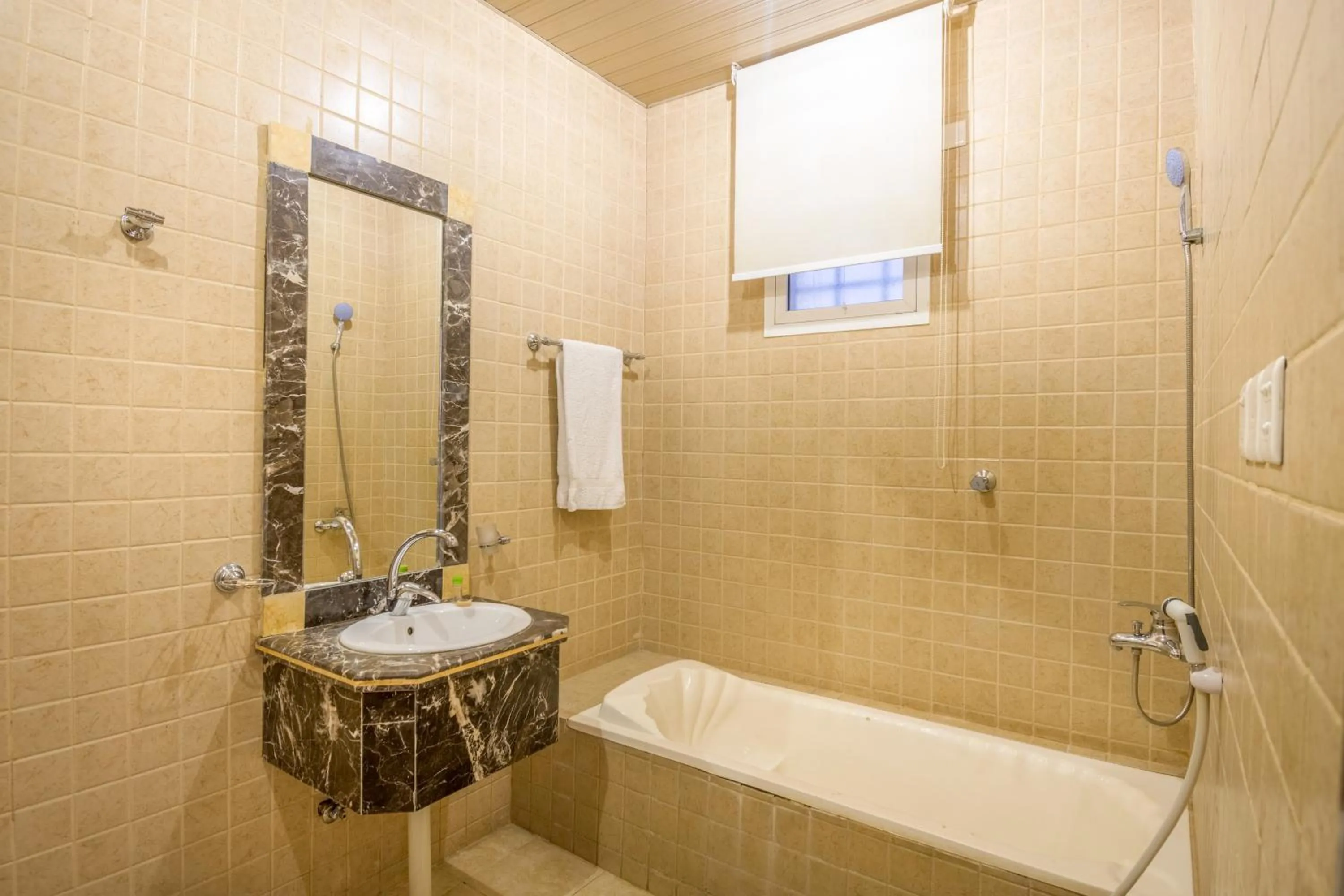 Dar NEYAARA SERVICED APARTMENTS