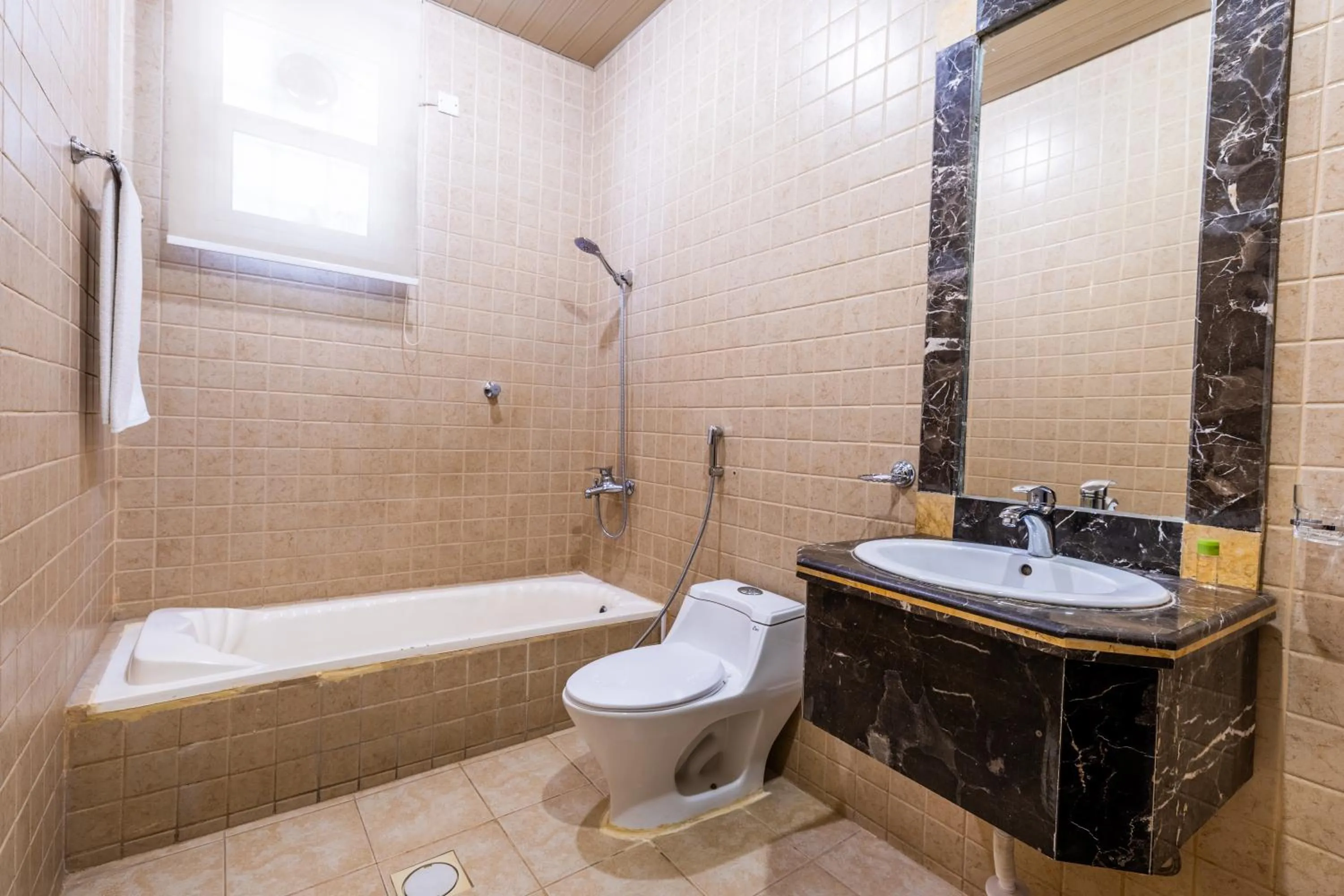 Dar NEYAARA SERVICED APARTMENTS