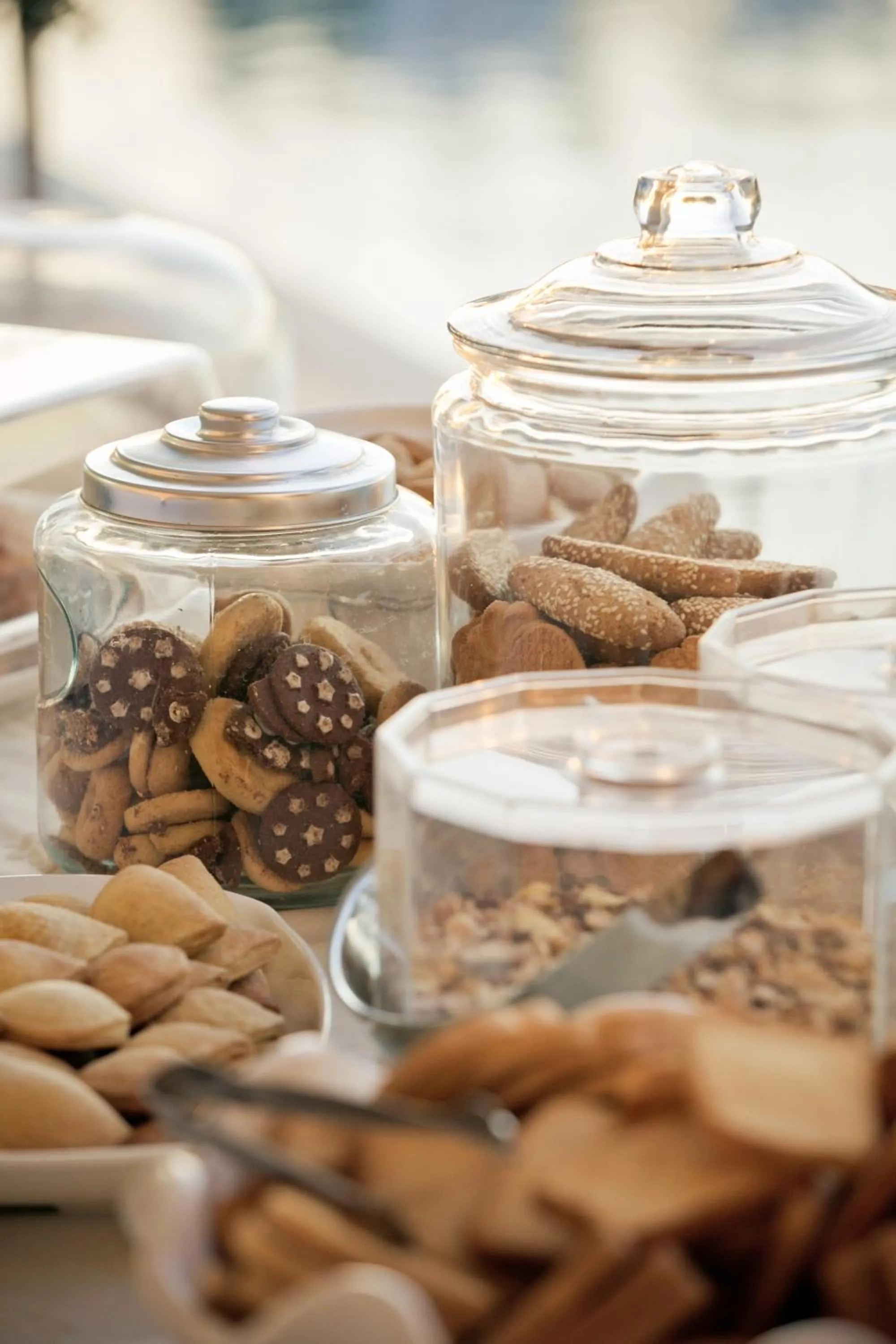 Restaurant/places to eat in Hillside Studios & Apartments