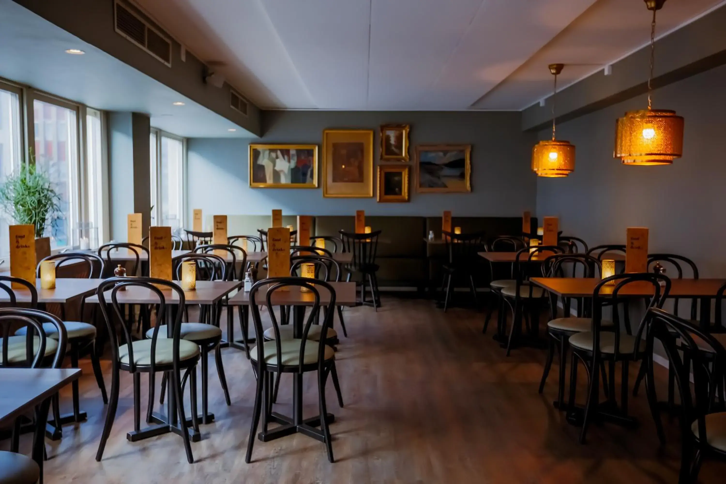 Restaurant/places to eat in Home Hotel Cardinal Restaurant/places to eat in Home Hotel Cardinal