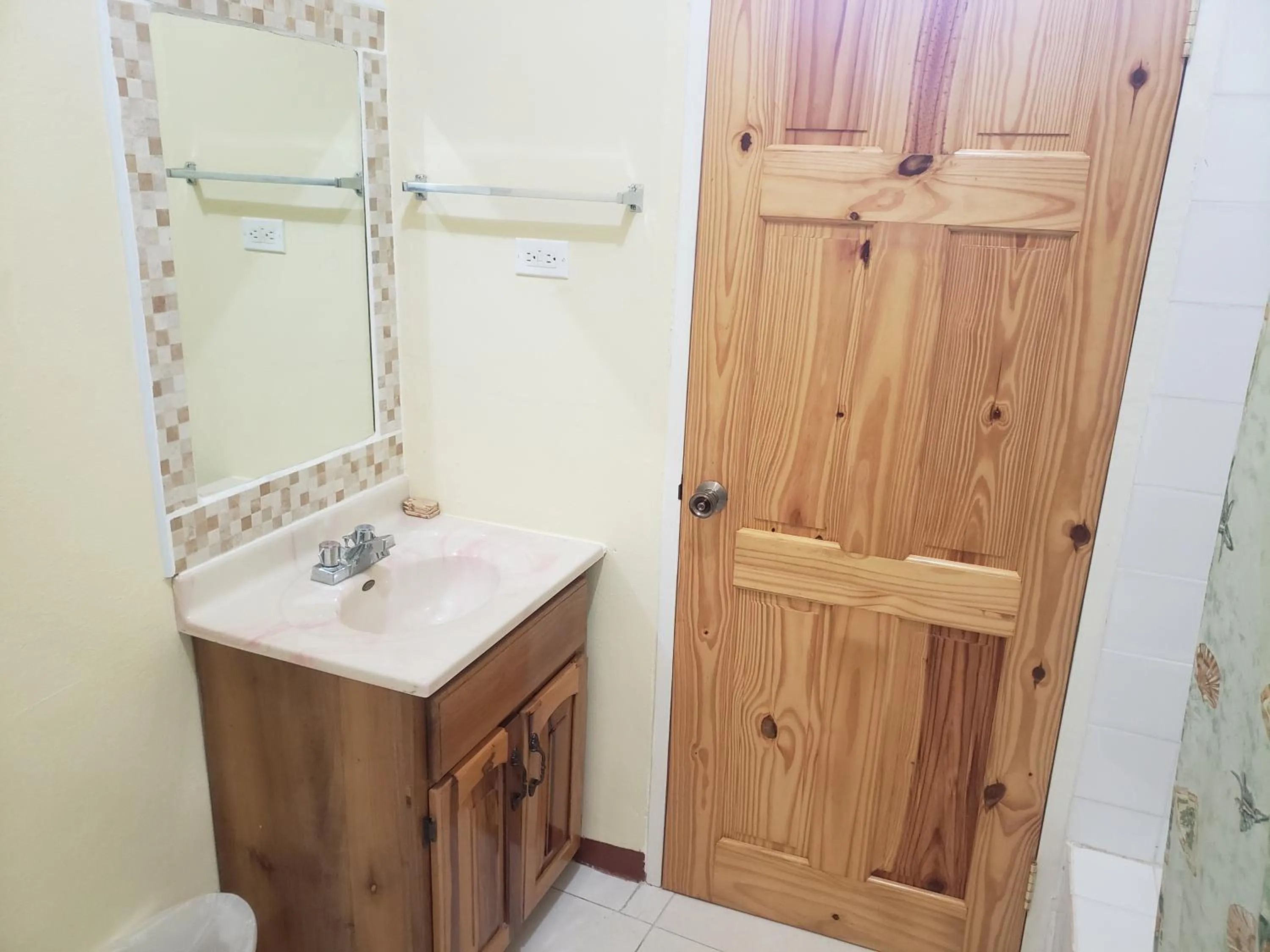 Bathroom in Sea Shell Palms, Ocho Rios