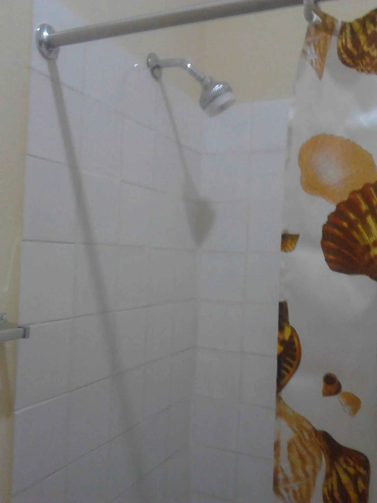 Shower in Sea Shell Palms, Ocho Rios