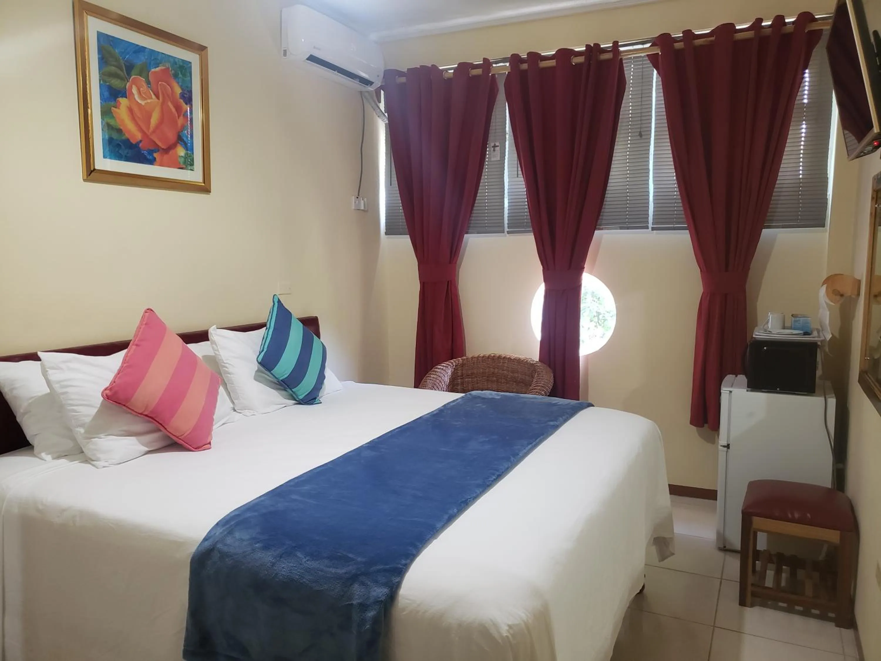 Bedroom, Bed in Sea Shell Palms, Ocho Rios
