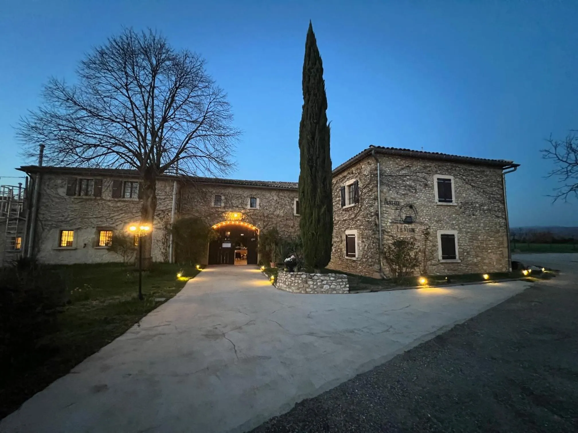 Property building in Auberge La Plaine