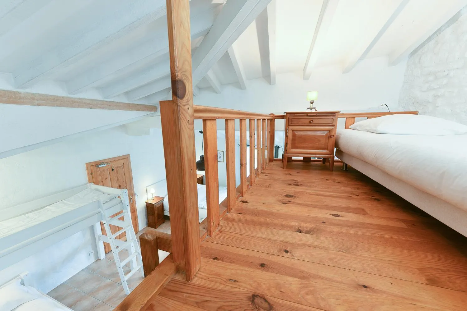 Bed in Auberge La Plaine