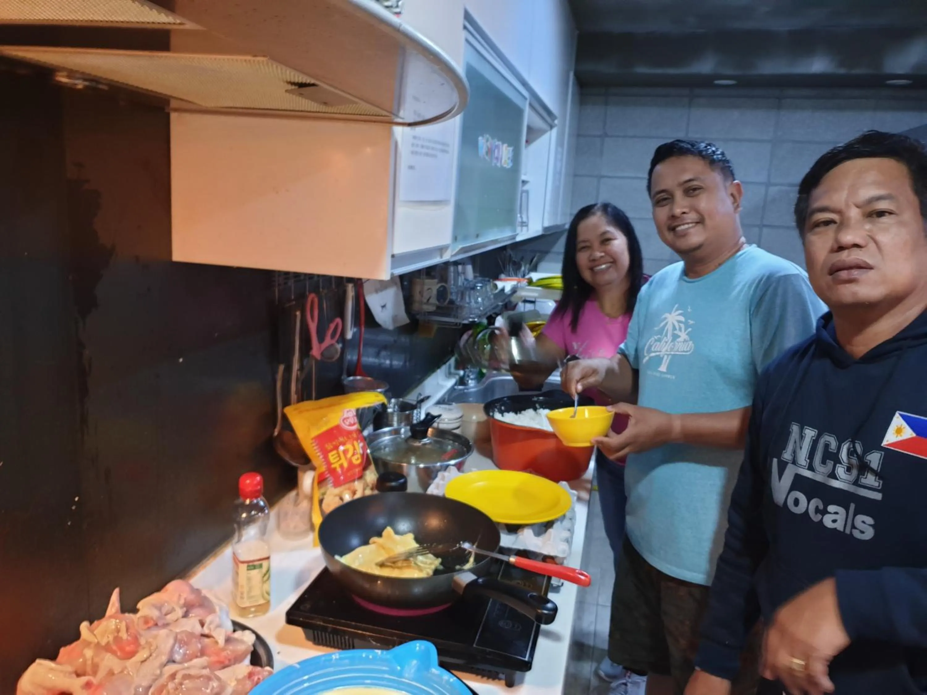 Buffet breakfast in Busan Popcorn Hostel