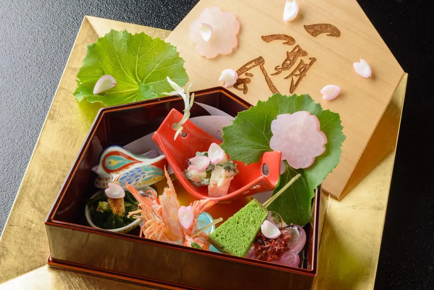 Food in Azumaen Food in Azumaen