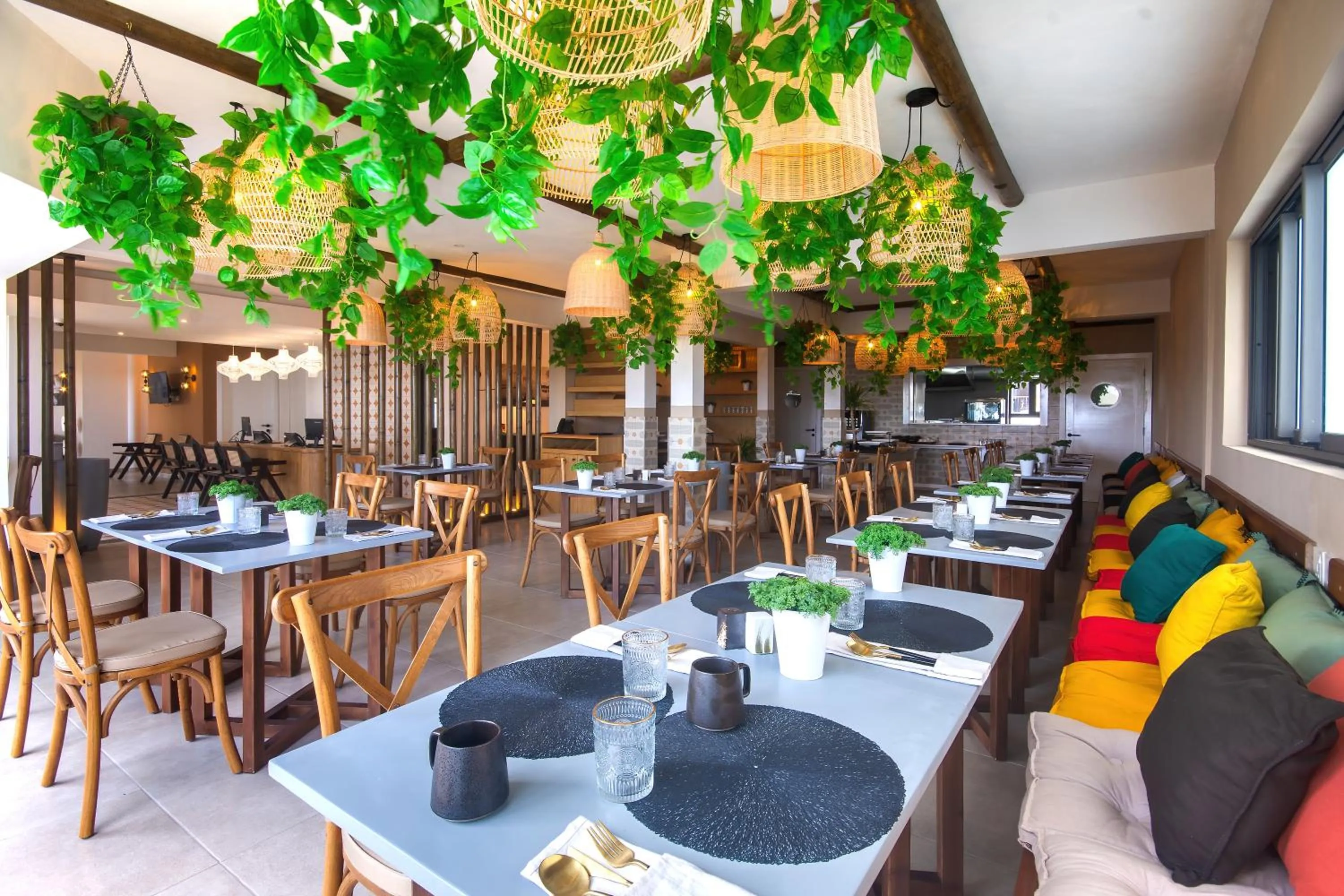 Restaurant/places to eat in Gosun Beach Hotel