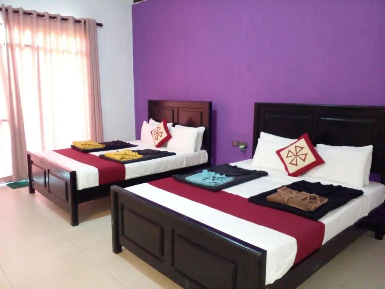 Bed in Ella Forest Paradise Hotel