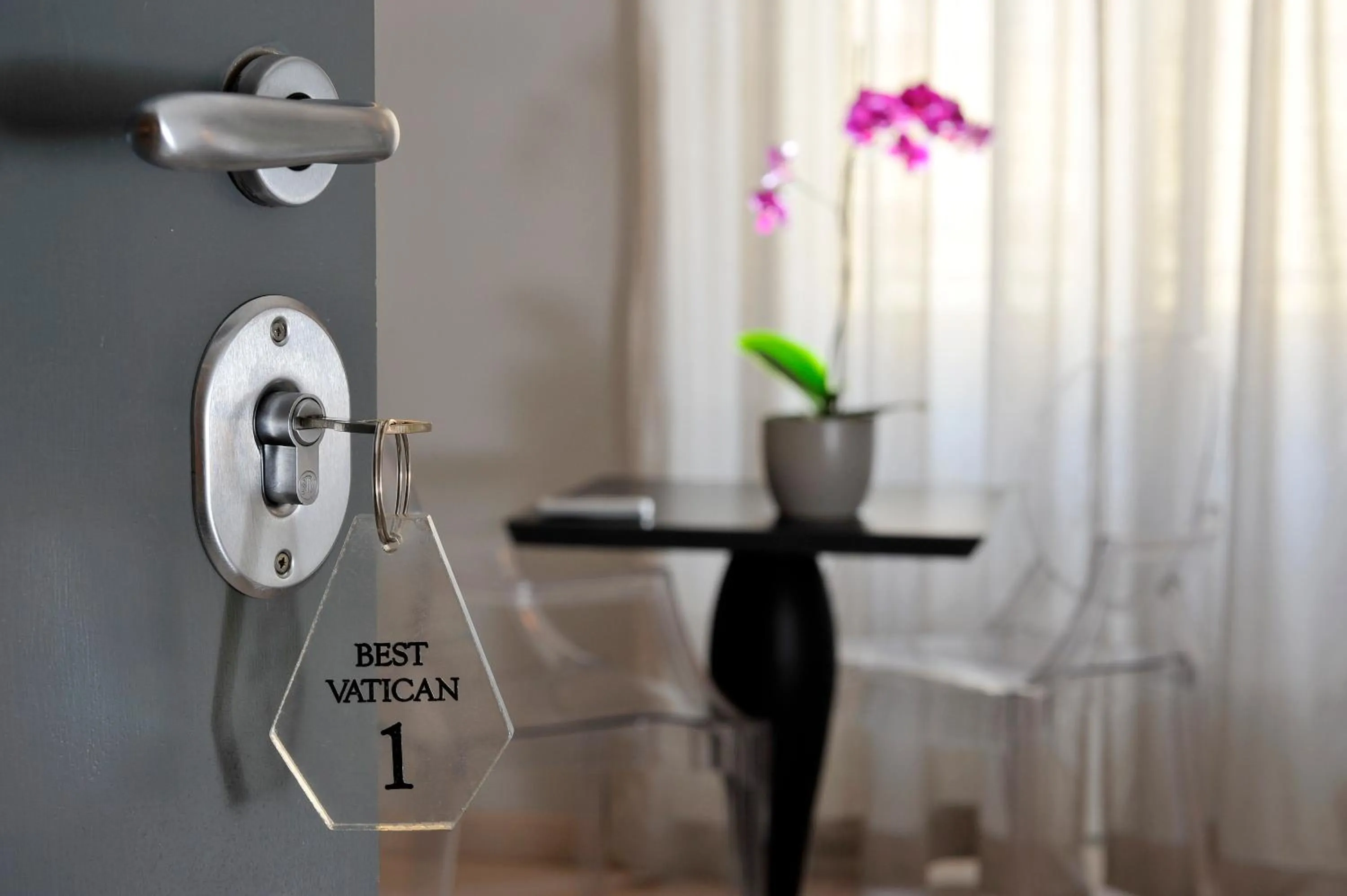 Decorative detail in B&B Best Vatican