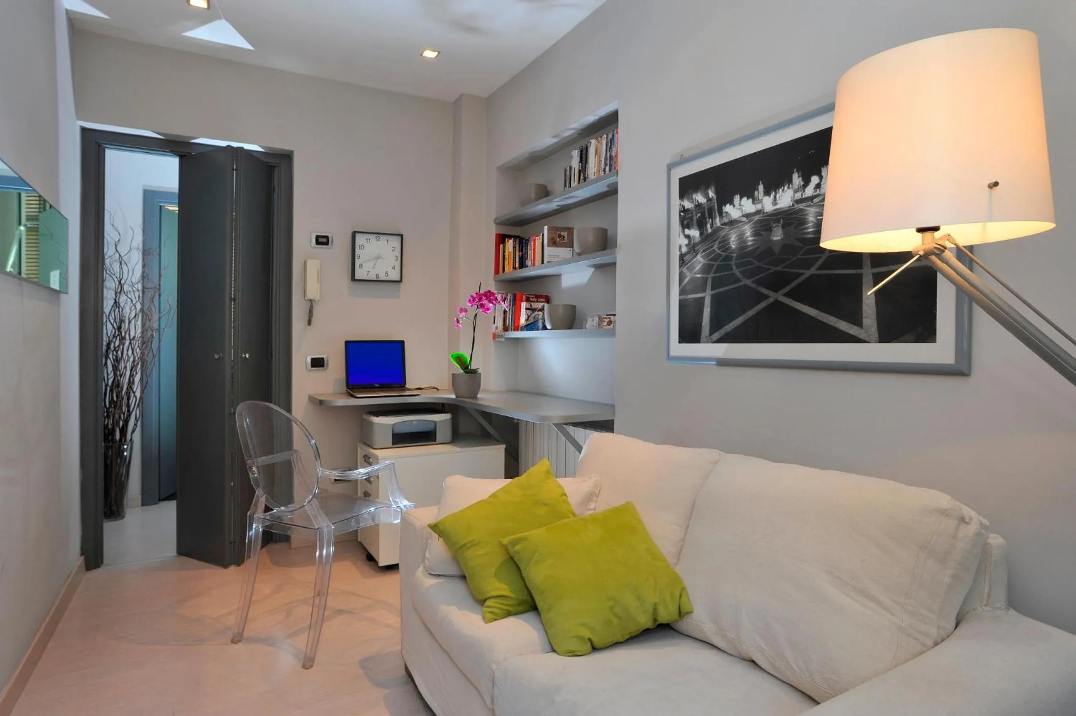 TV and multimedia in B&B Best Vatican