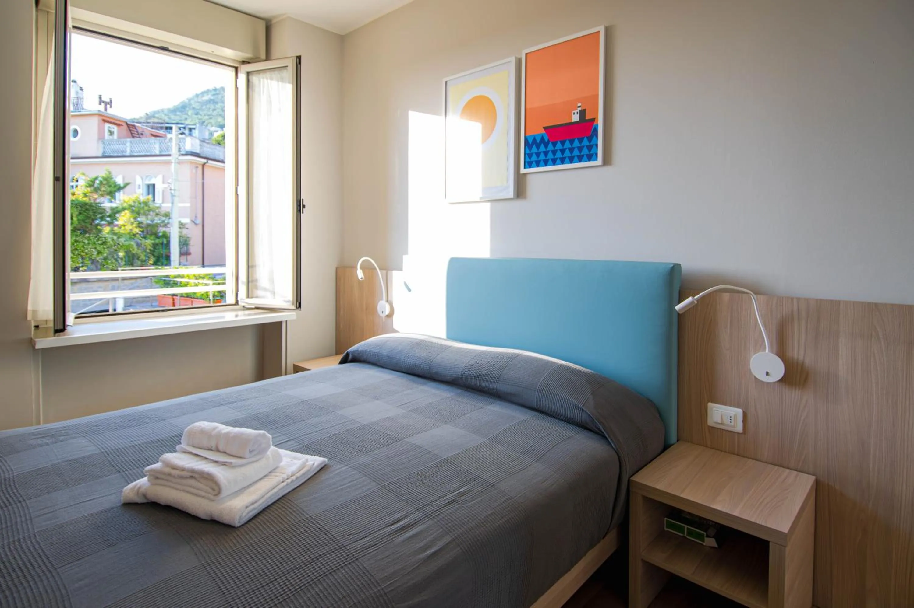 Bed in Hotel Tritone