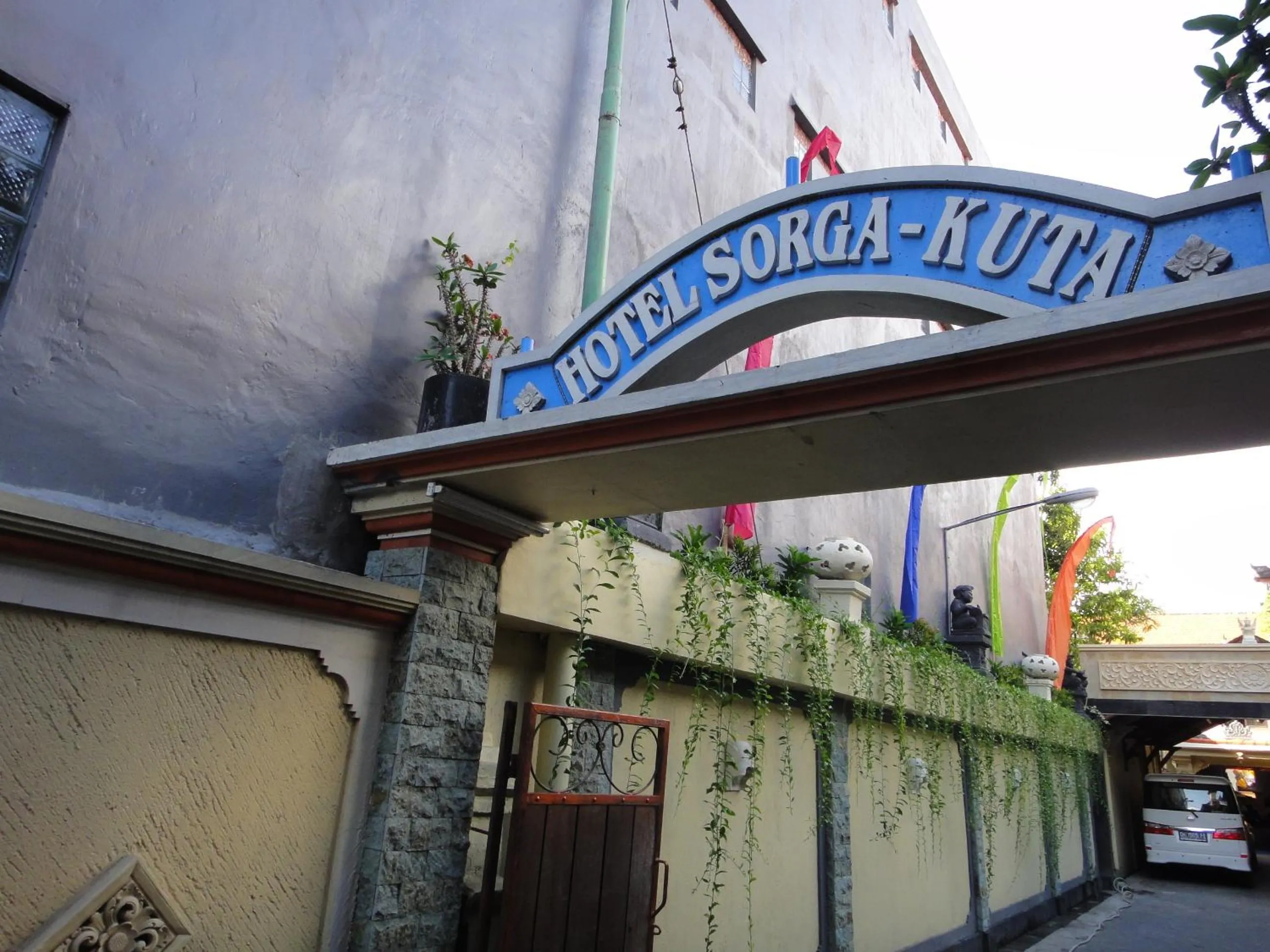 Facade/entrance in Hotel Sorga Cottages