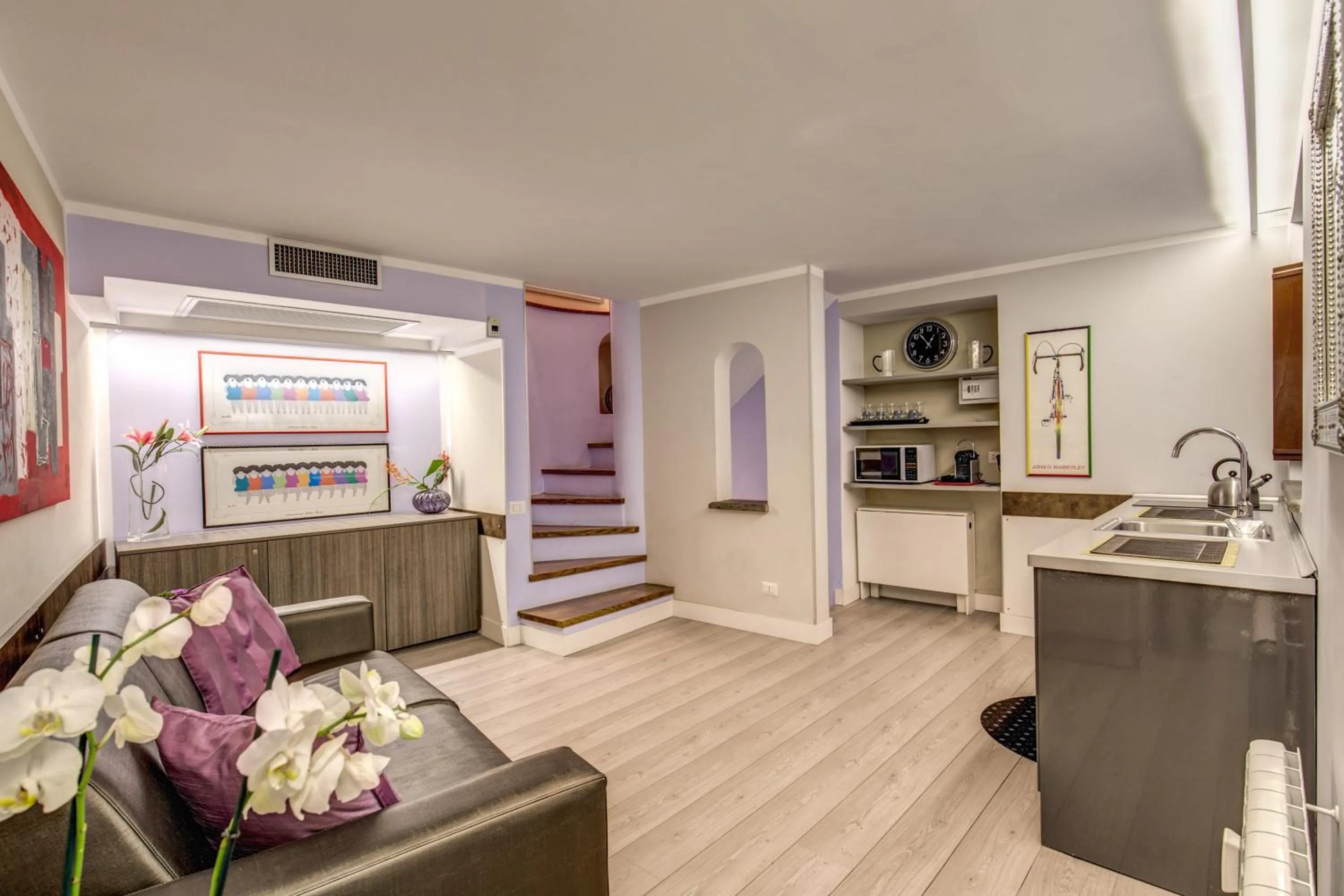 Kitchen or kitchenette in HiSuiteROME - ApartHotel